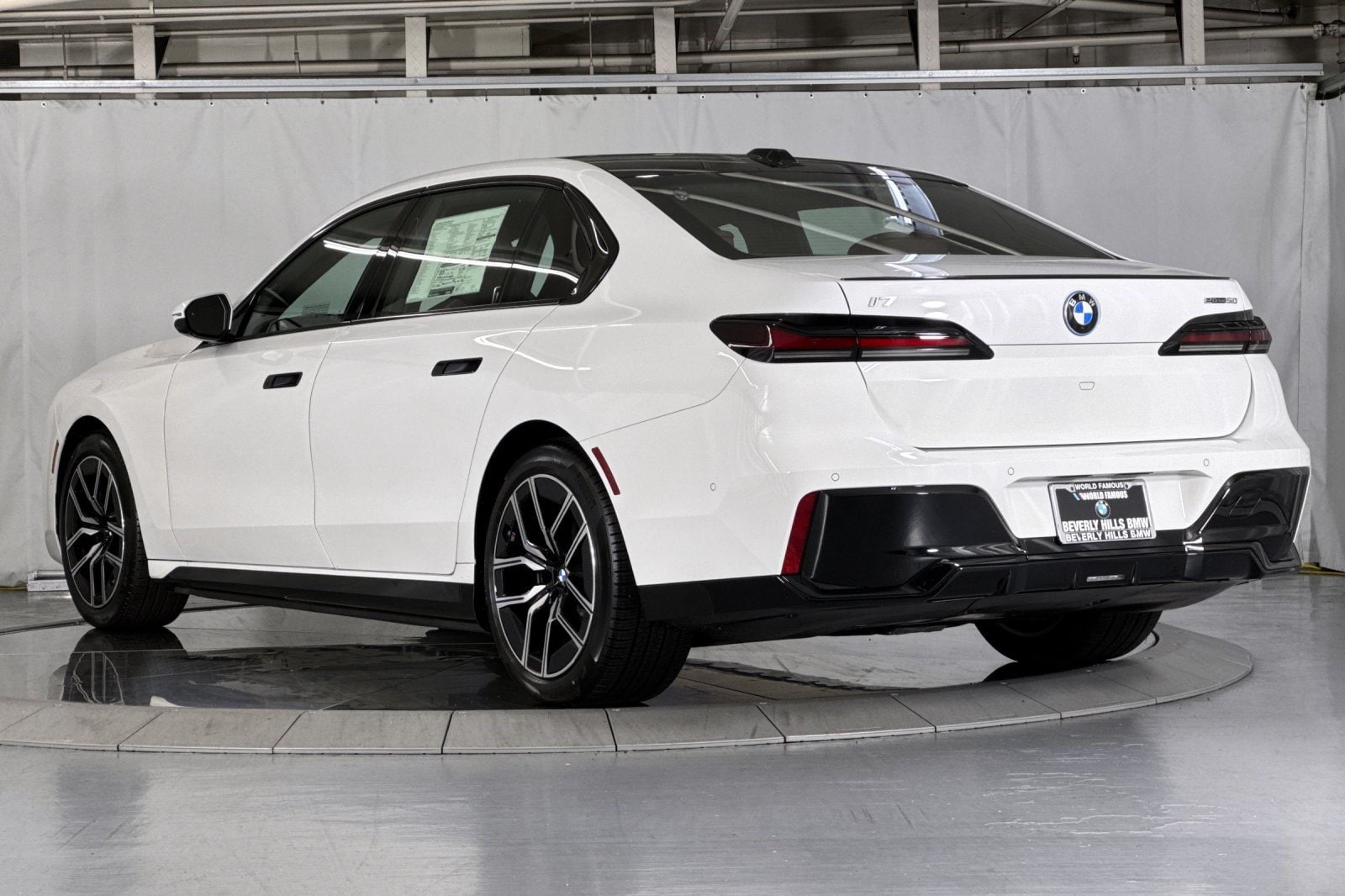 I7 EDrive50 Sedan