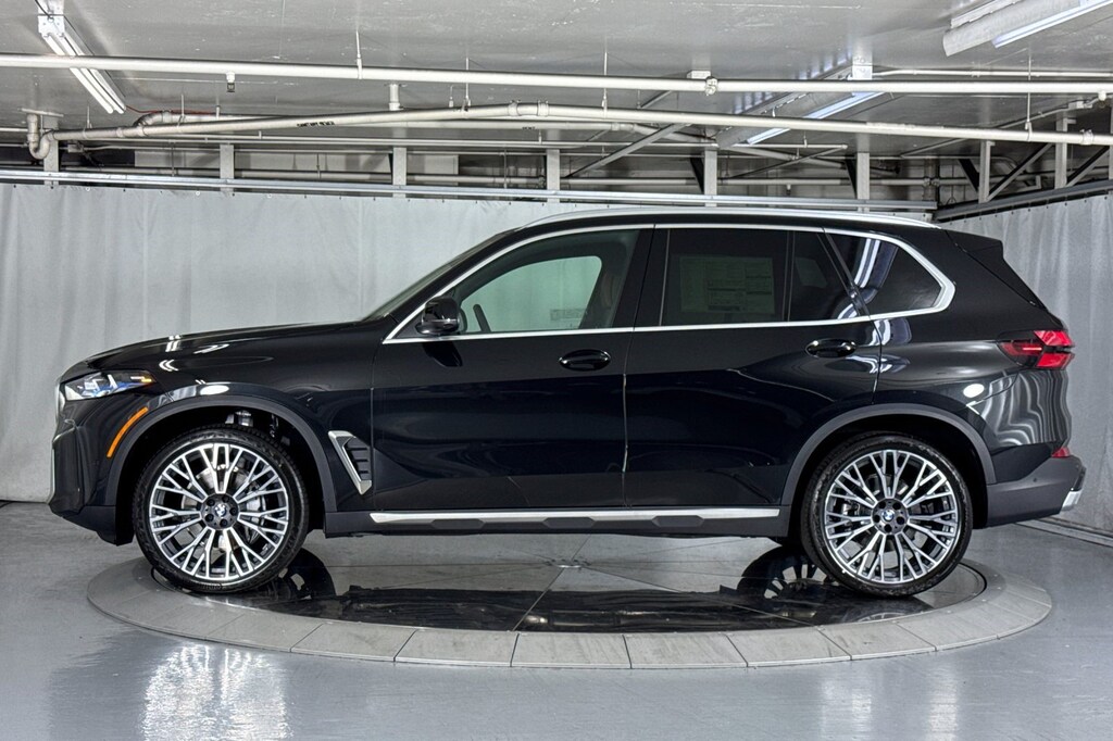 New 2026 BMW X5 xDrive40i SUV