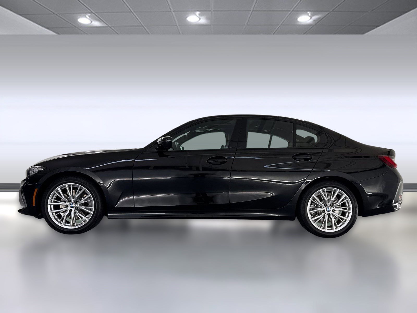2023 Bmw 330i photo 2