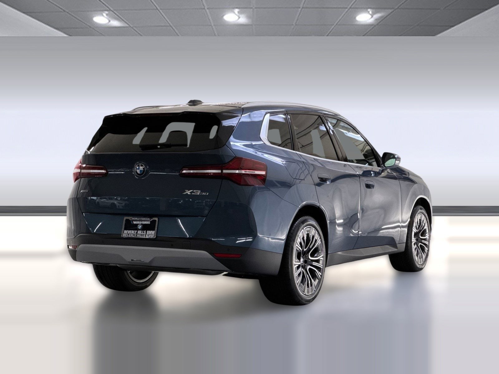 2026 BMW X3 30 xDrive photo 3