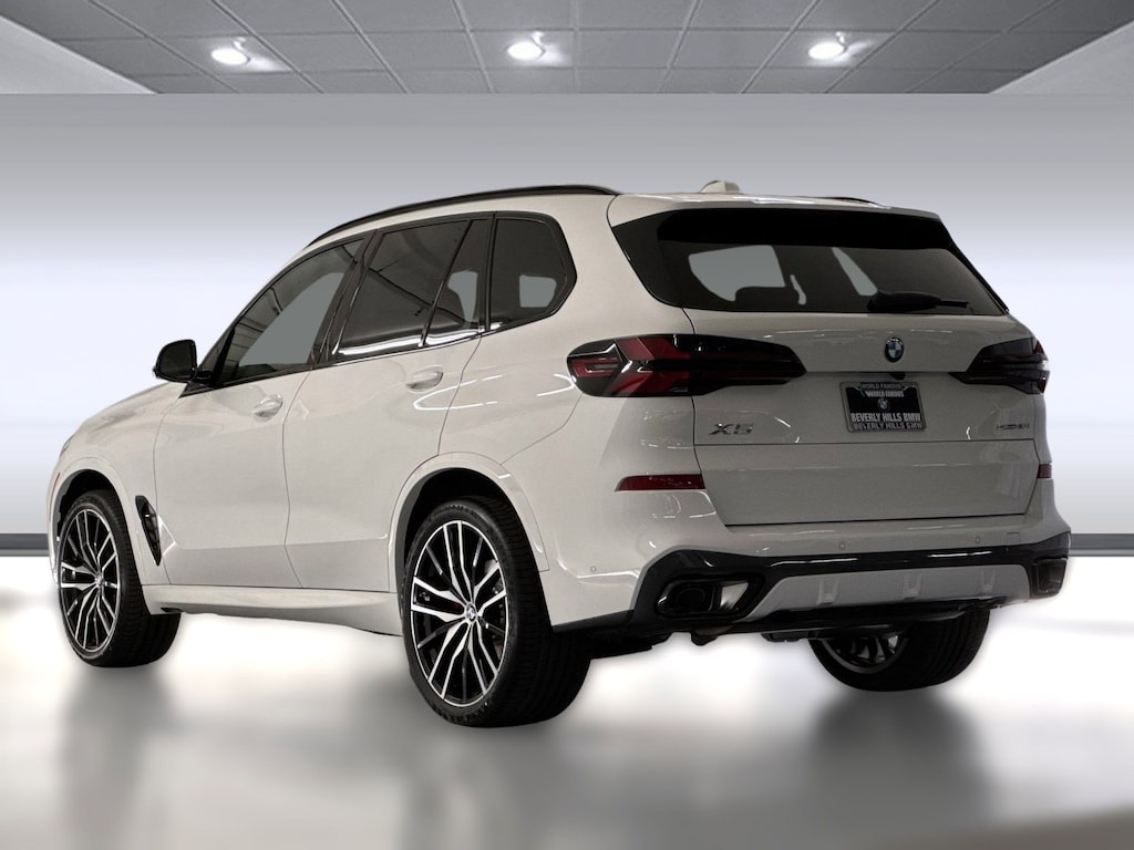New 2026 BMW X5 sDrive40i SUV