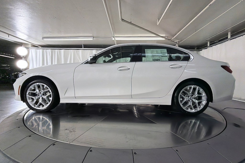 New 2026 BMW 330i Sedan