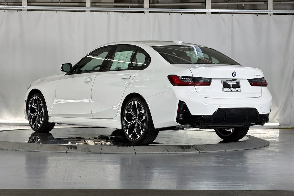 New 2026 BMW 330i Sedan