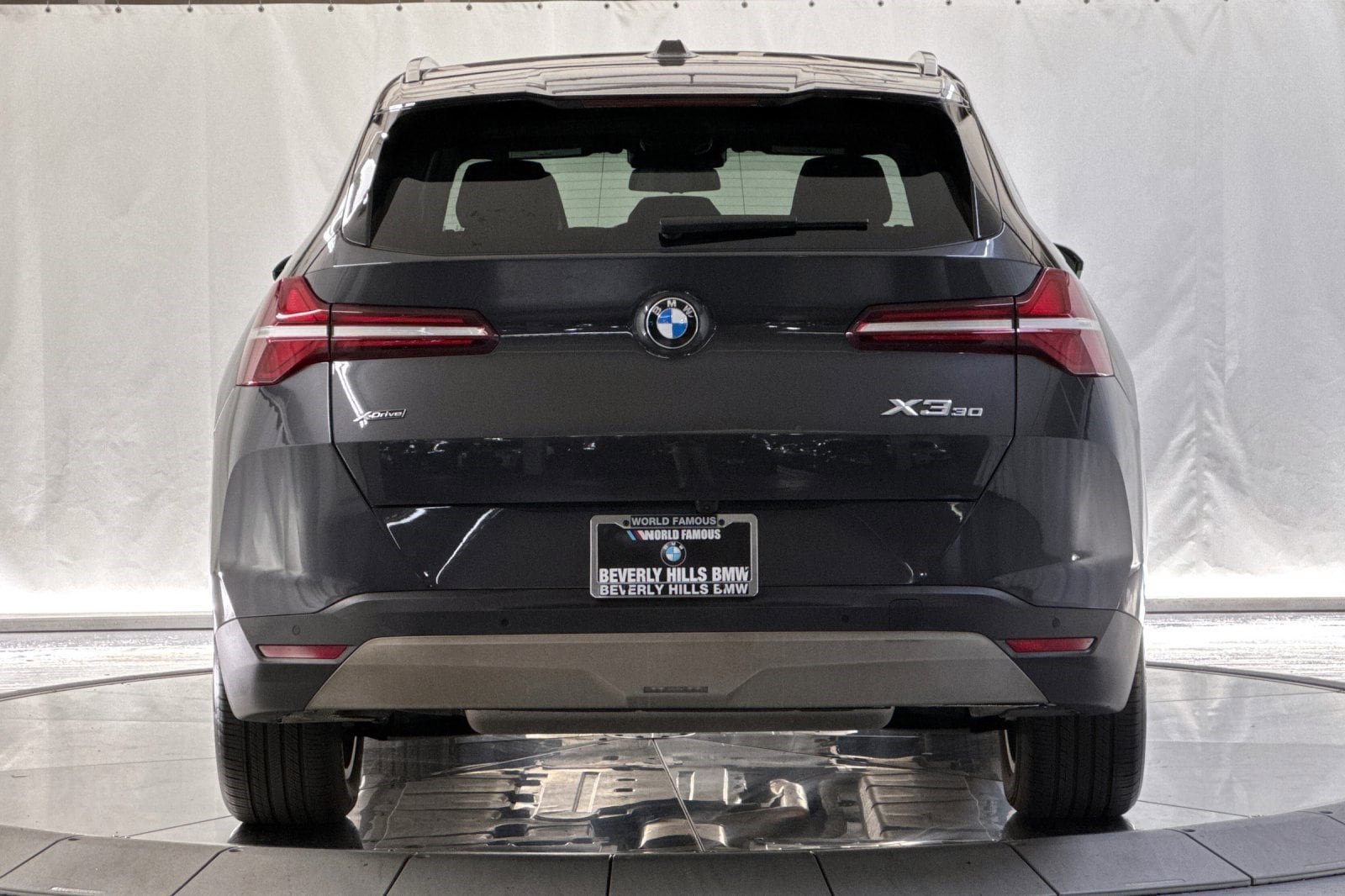 2025 BMW X3 30 - Photo 9