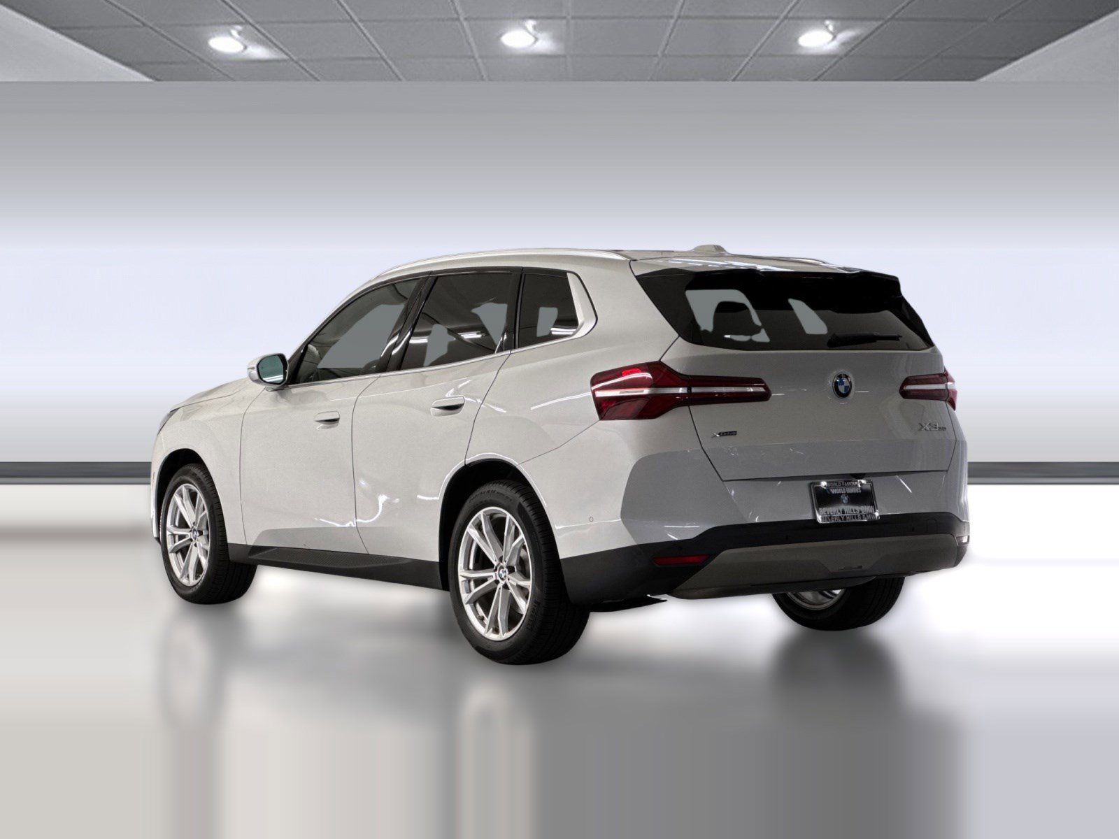 2025 BMW X3 30 xDrive photo 2