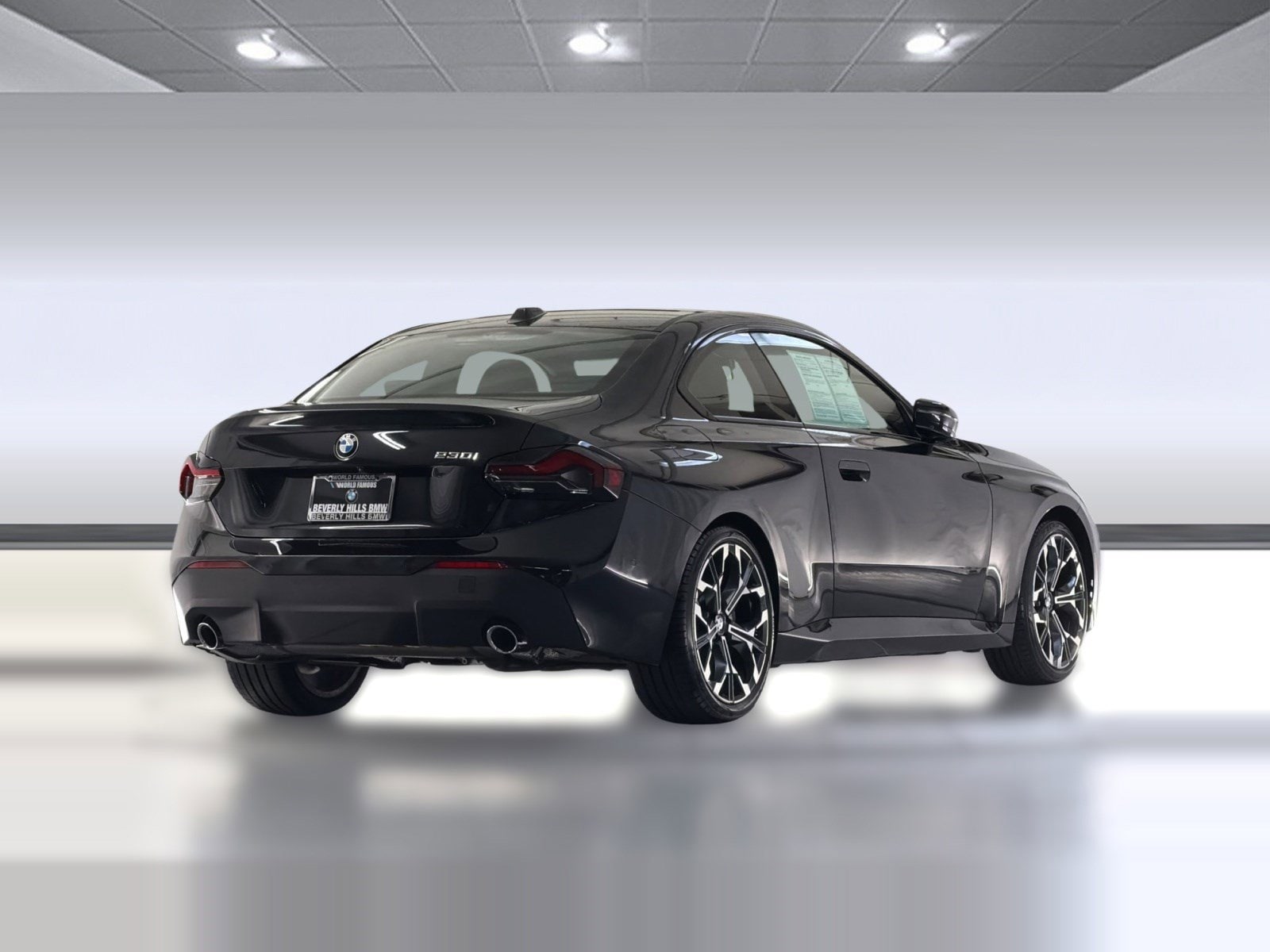 2025 BMW 230i photo 3