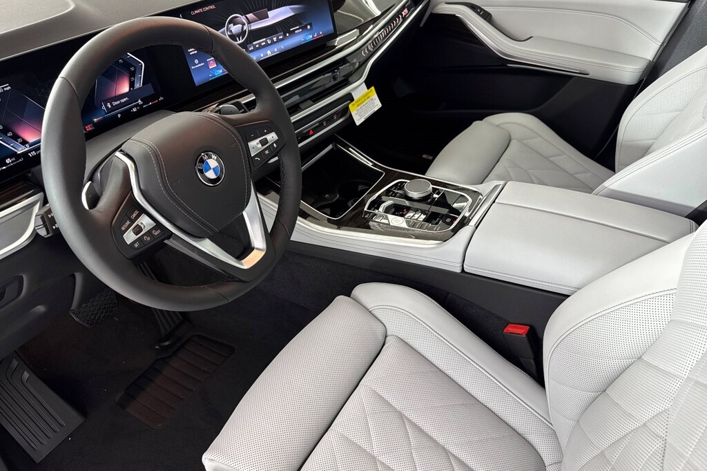 New 2026 BMW X5 sDrive40i SUV
