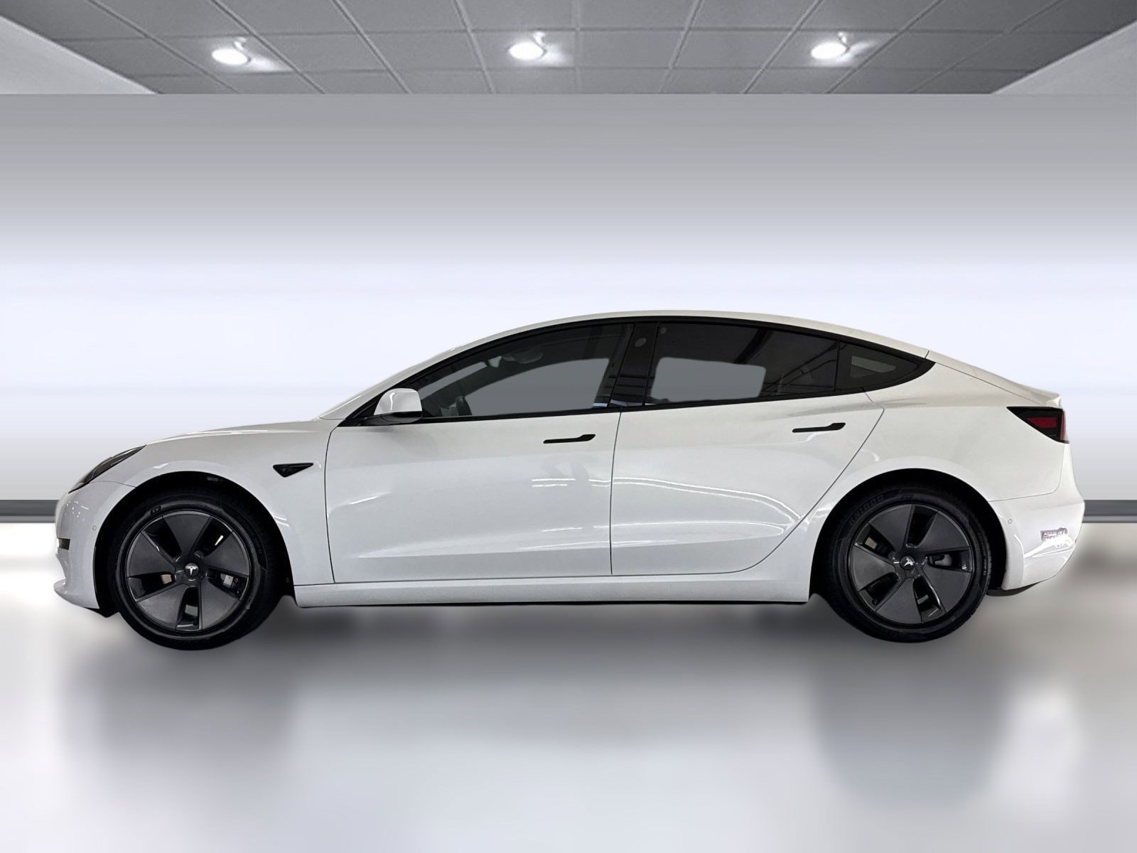 Used 2021 Tesla Model 3 Base with VIN 5YJ3E1EA7MF092043 for sale in Los Angeles, CA