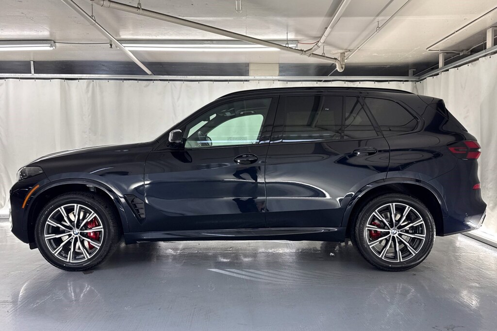 New 2026 BMW X5 sDrive40i SUV