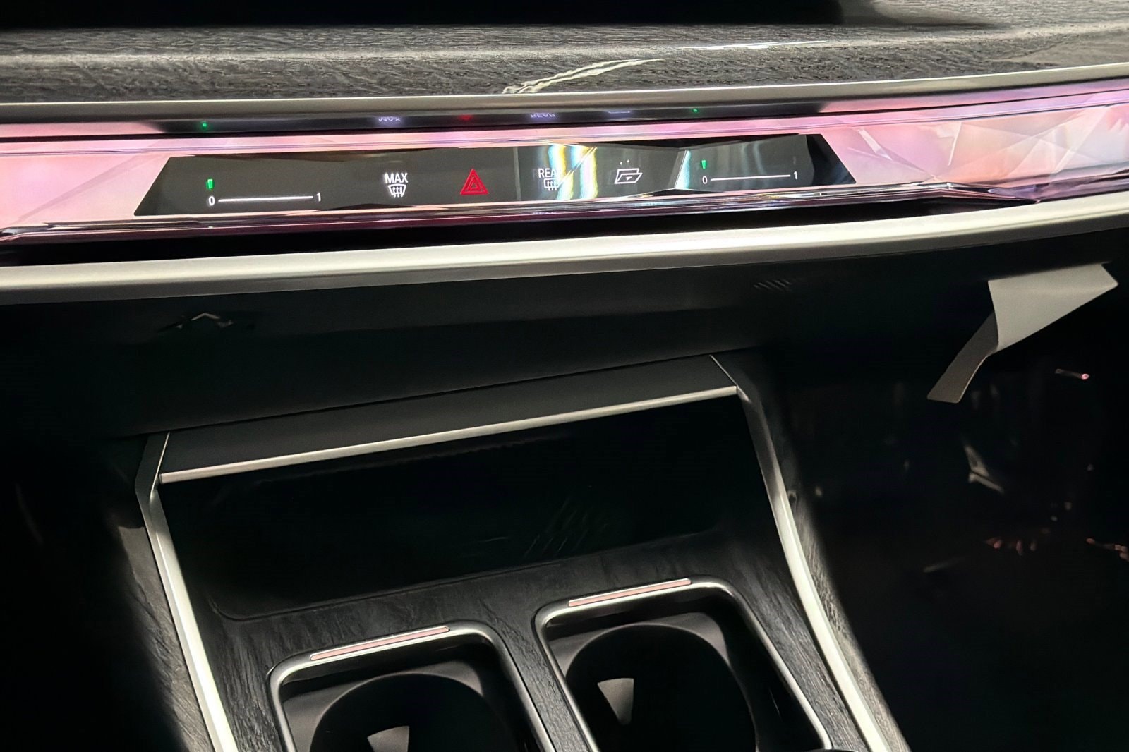 2025 BMW i7 50 - Photo 18