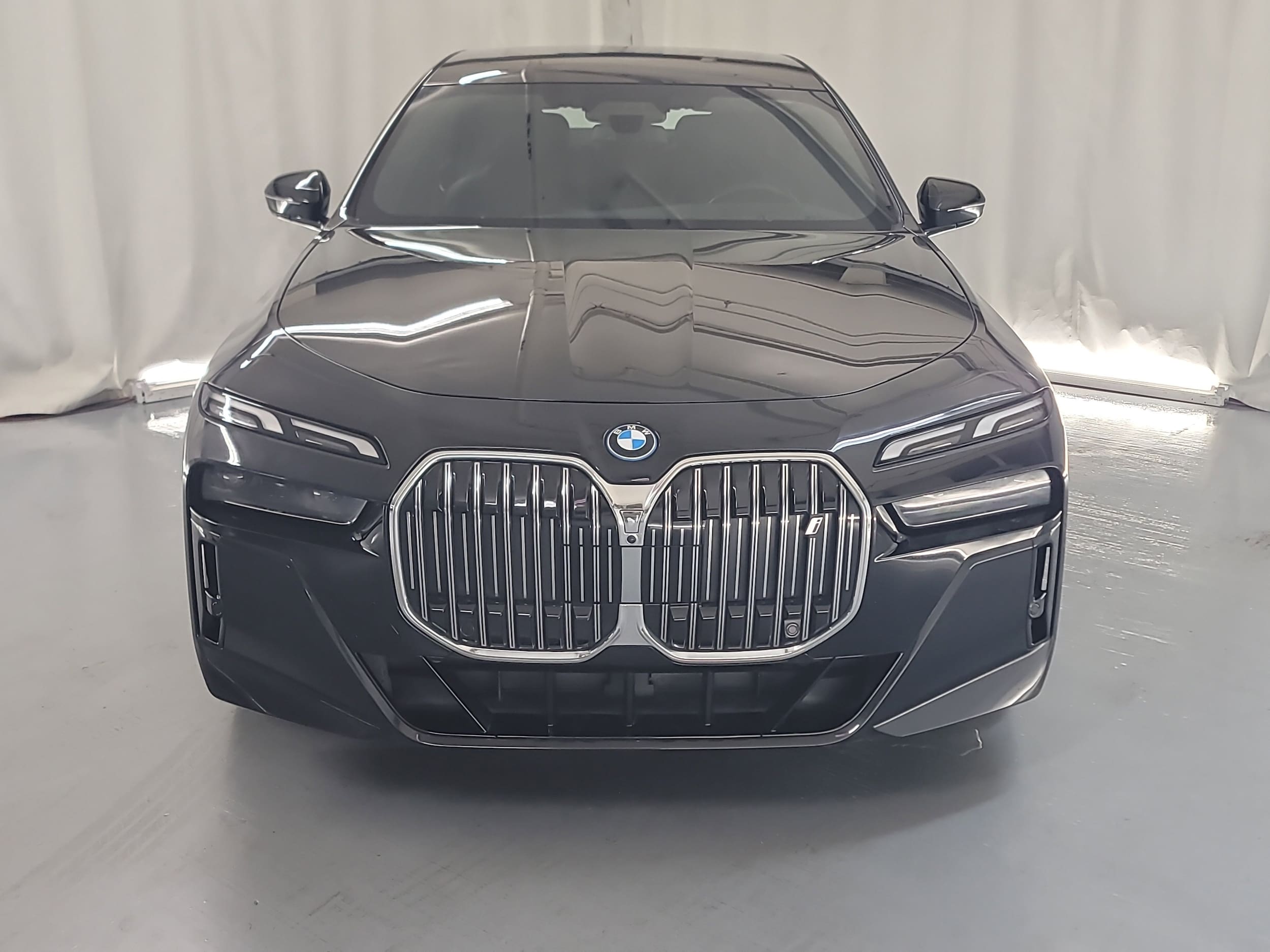 Used 2024 BMW i7 Base with VIN WBY53EJ07RCP69386 for sale in Los Angeles, CA