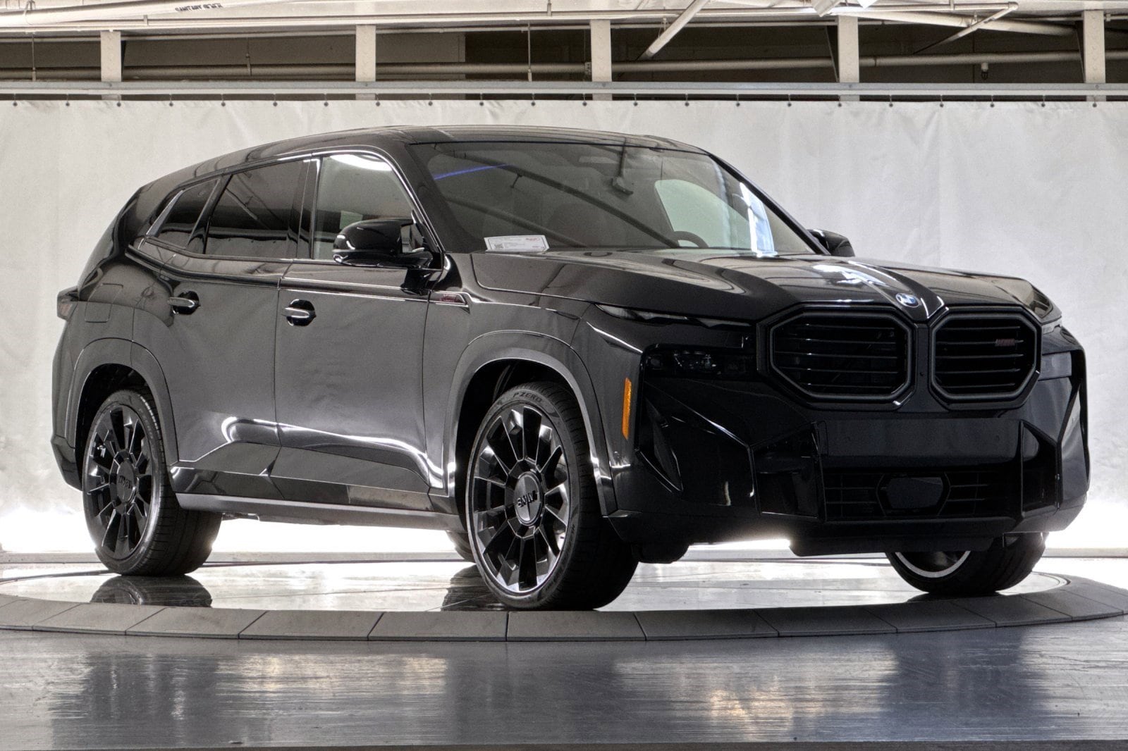 XM Label SUV