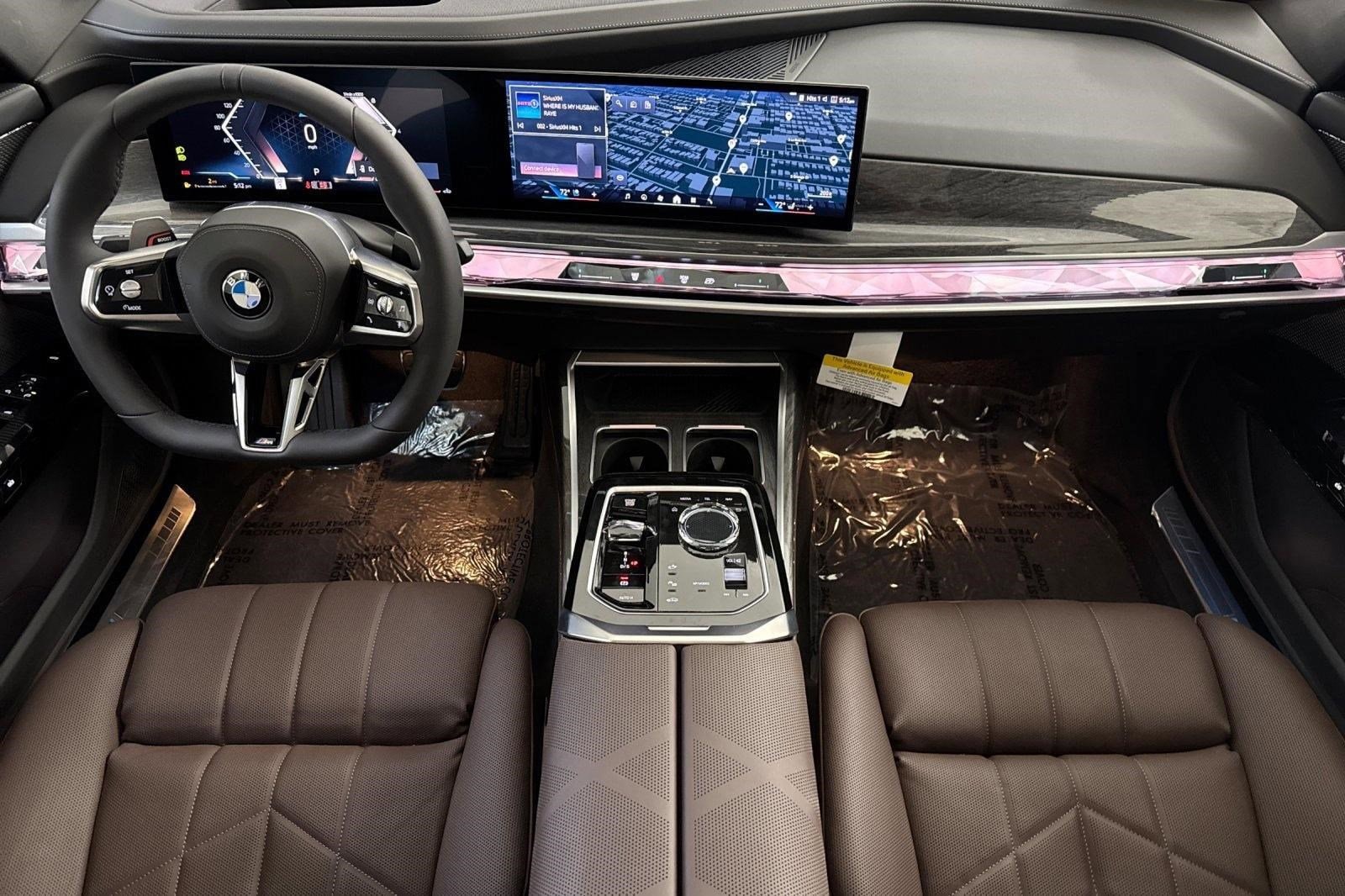 2025 BMW 7 Series 760i - Photo 16