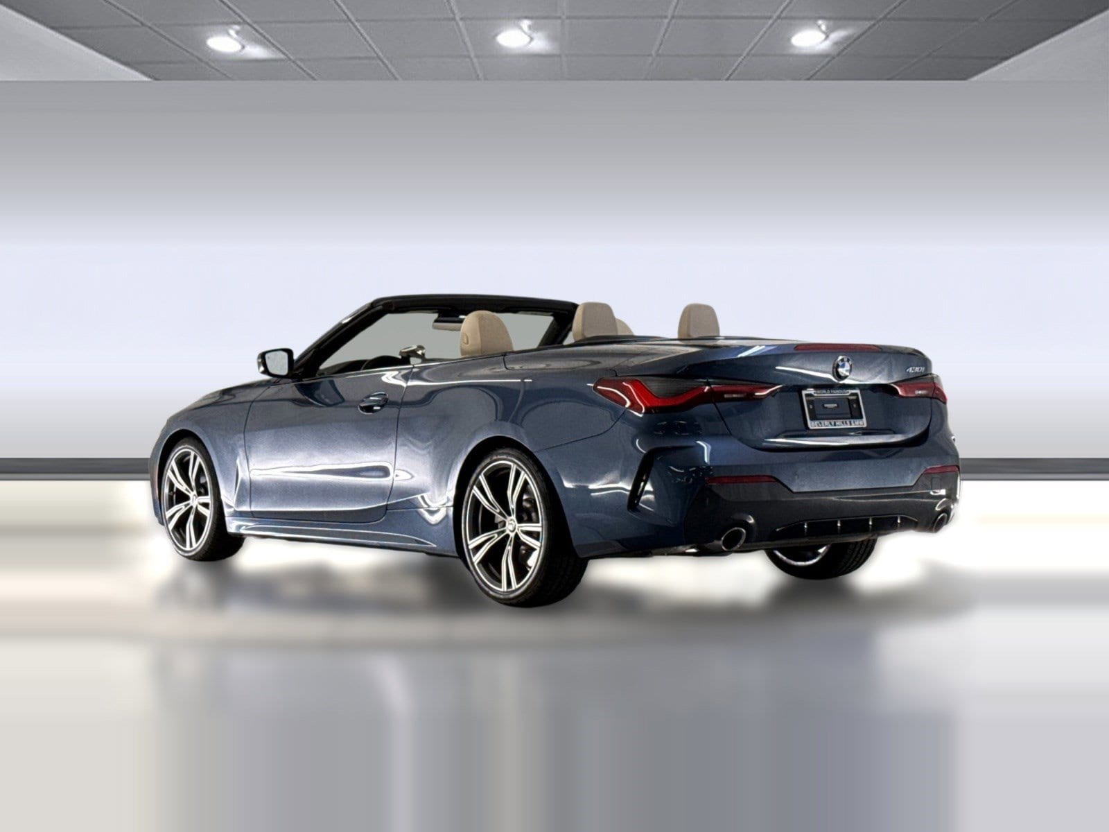 2023 BMW 430i photo 2