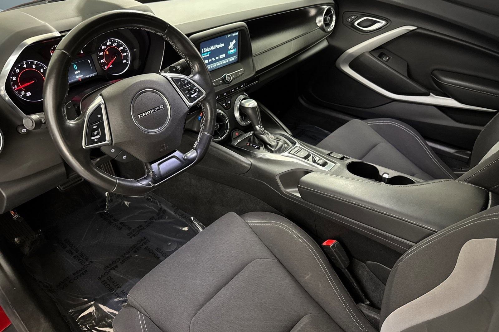 2018 Chevrolet Camaro 1LT photo 4