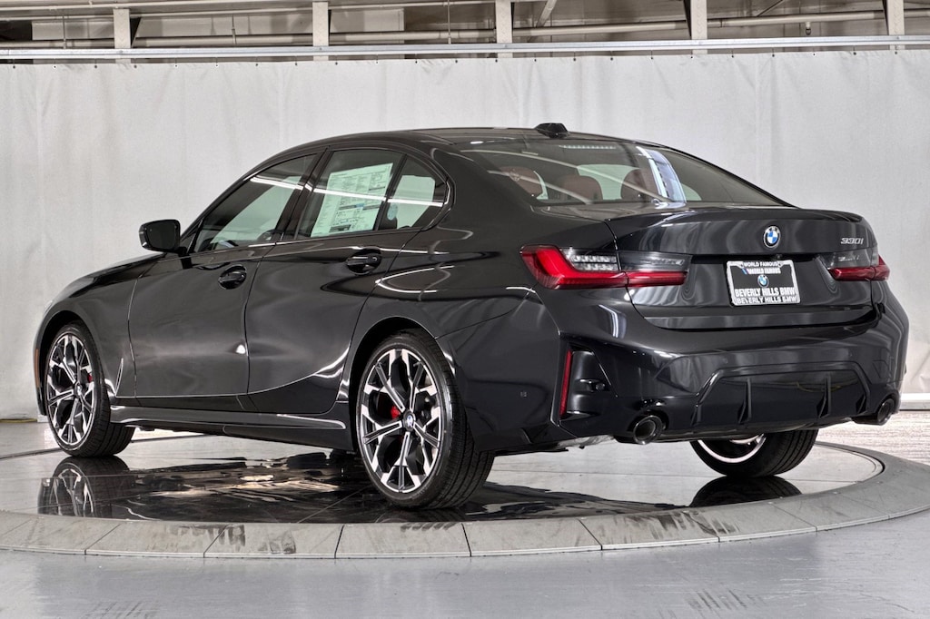 New 2026 BMW 330i Sedan