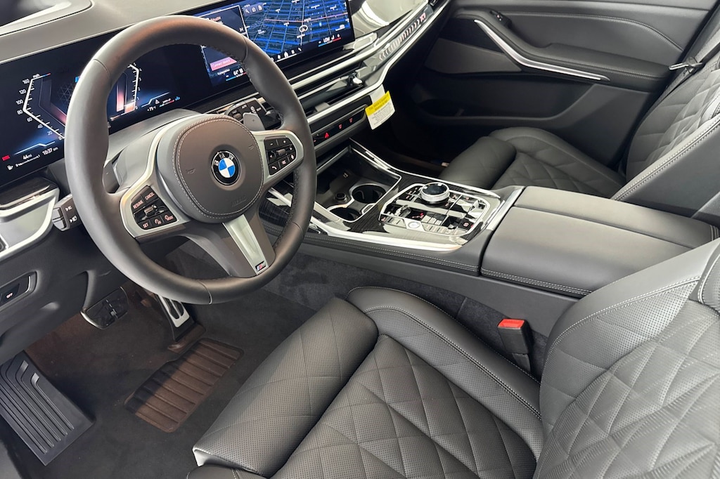 New 2027 BMW X7 xDrive40i SUV