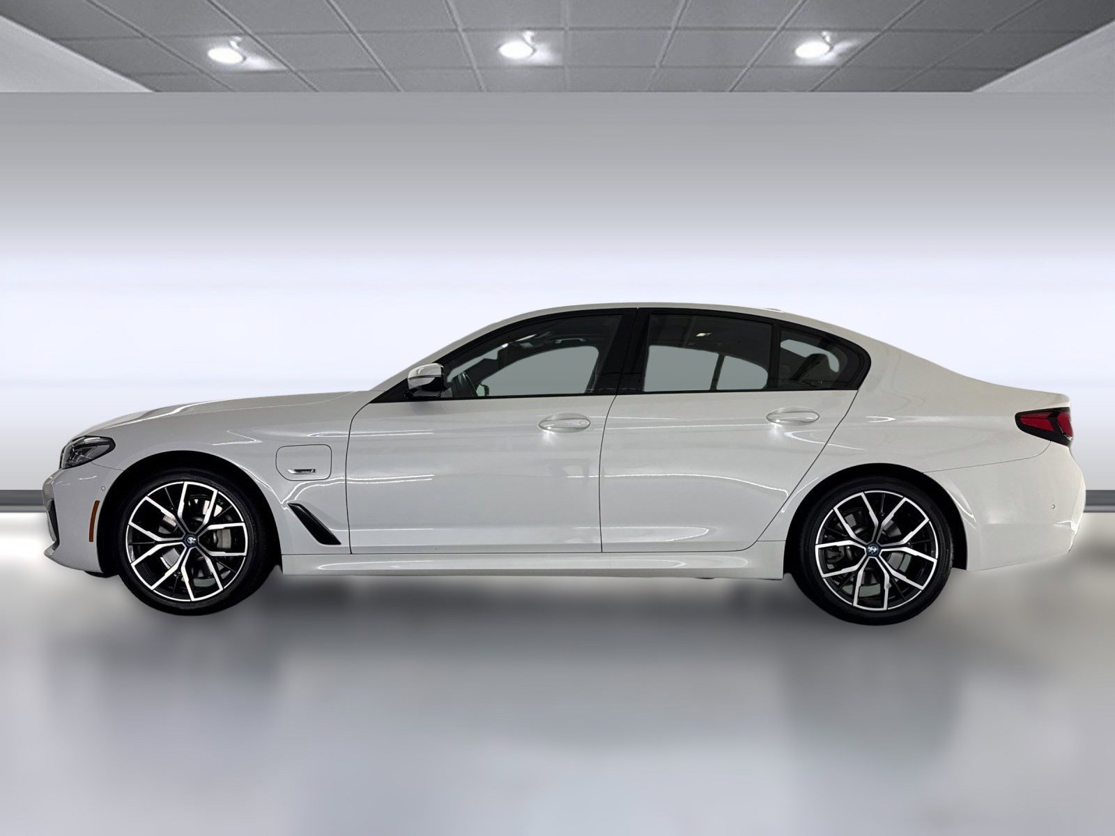 2023 Bmw 530e xDrive photo 2