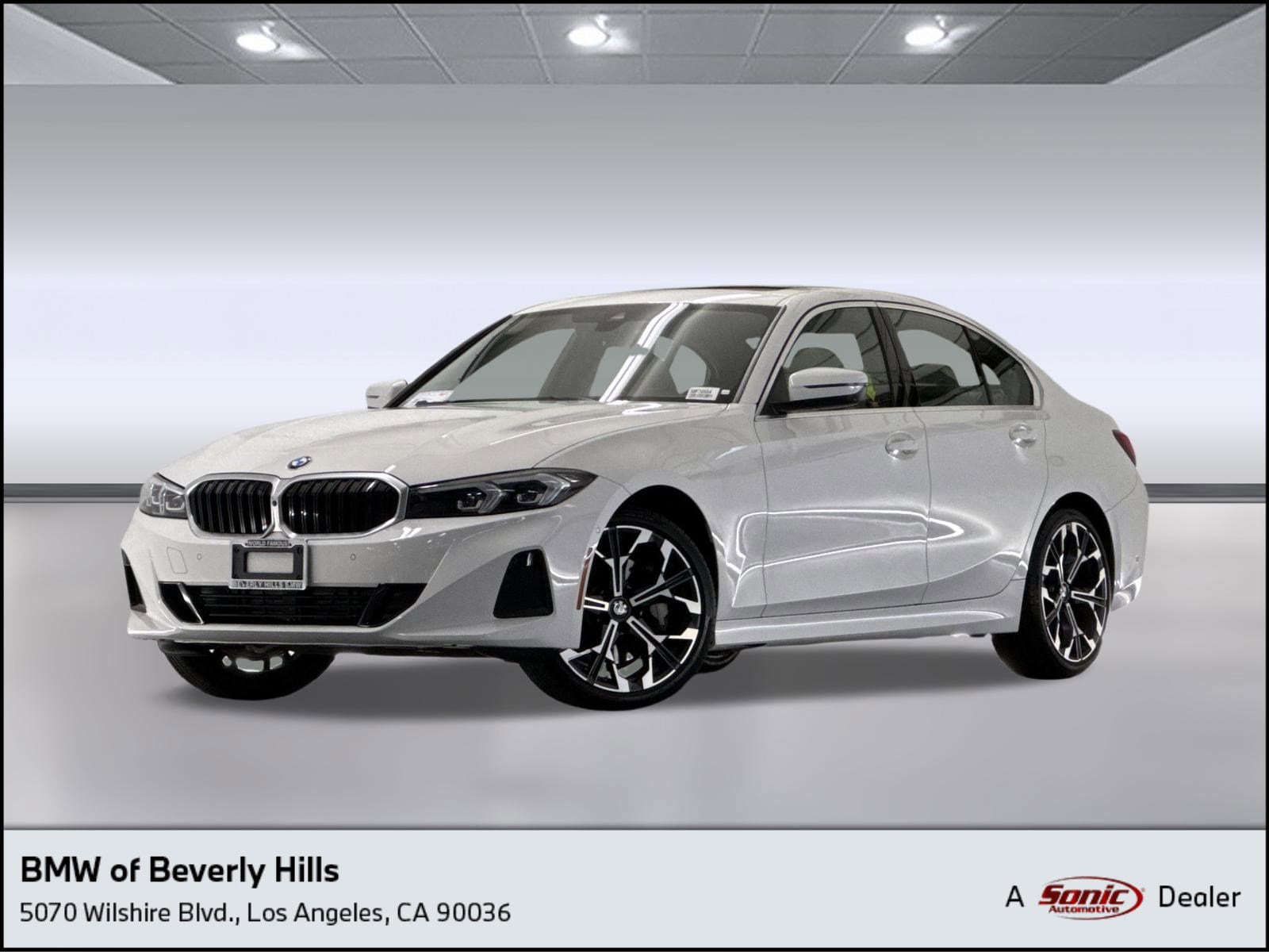2025 BMW 3 Series 330i's photo