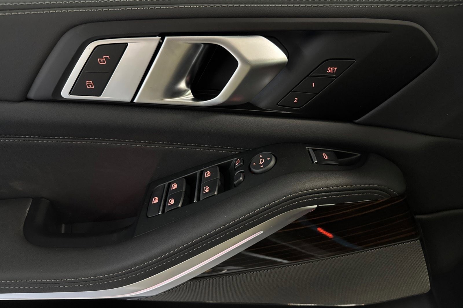 2026 BMW X5 40i - Photo 13