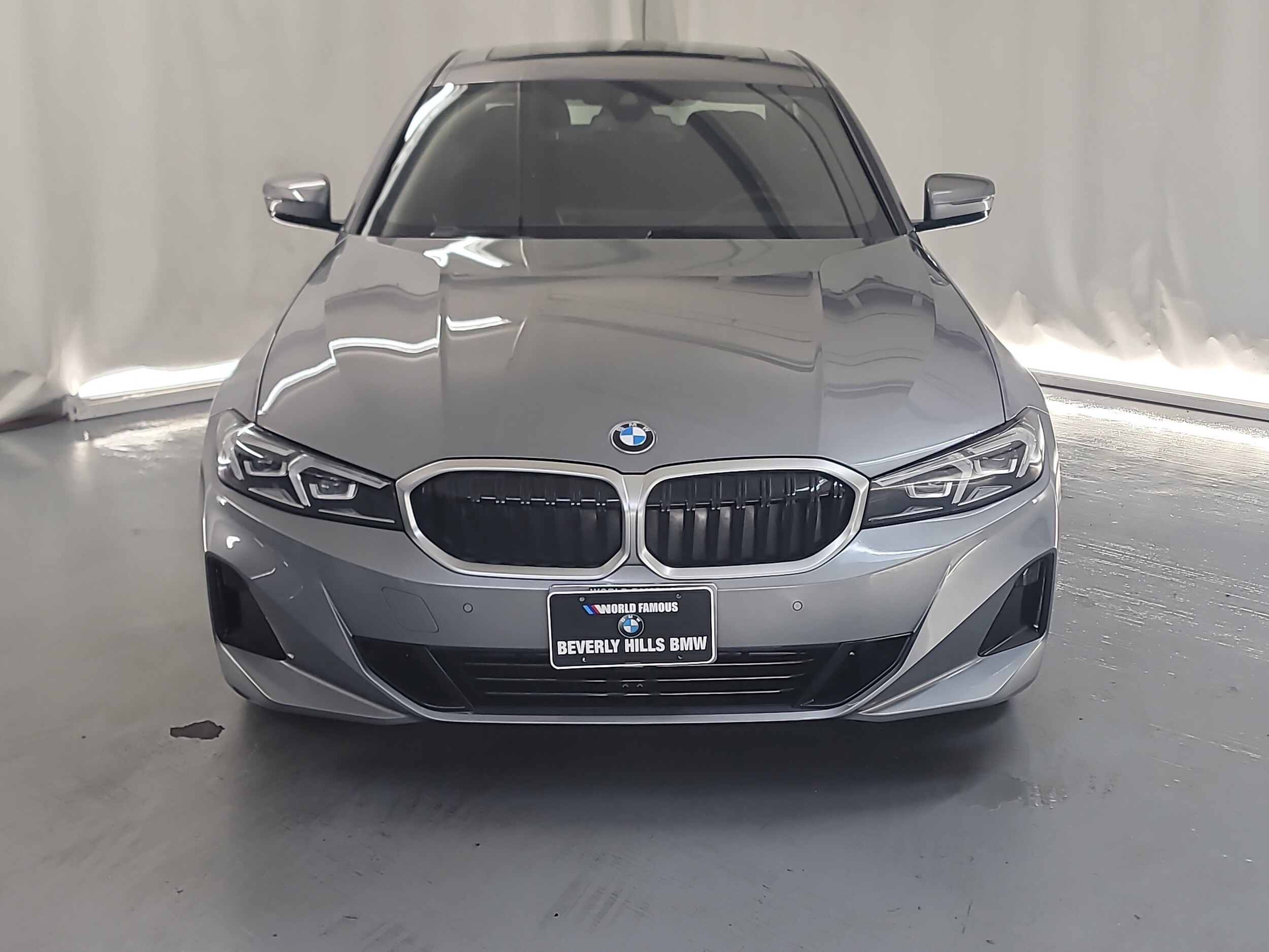 2024 Bmw 330i photo 2