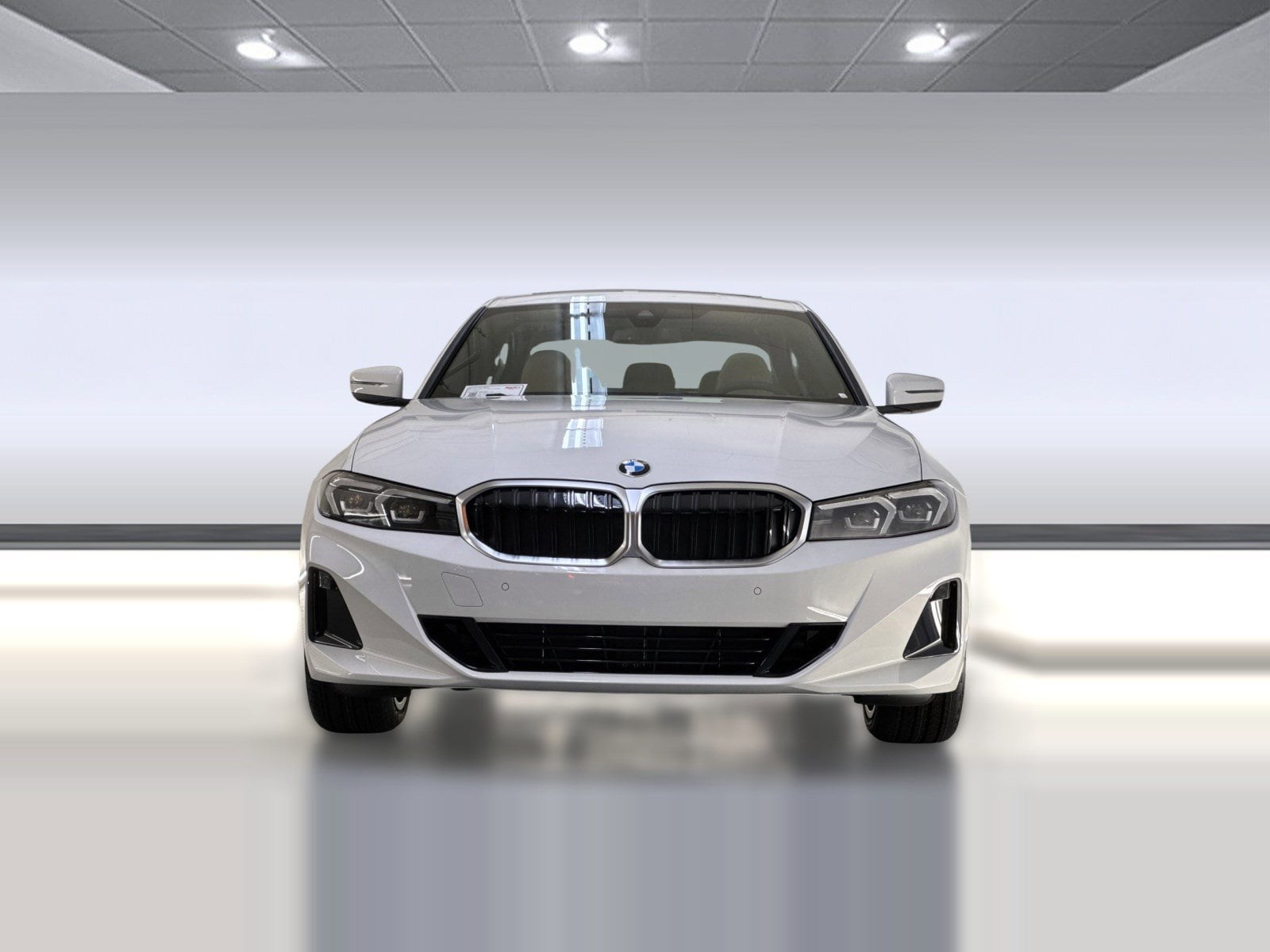 2026 BMW 330i photo 4