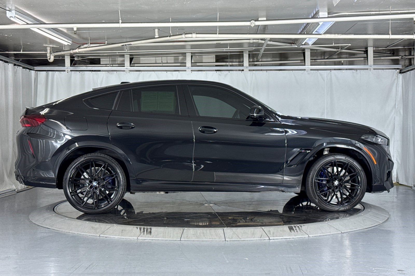 X6 M SUV