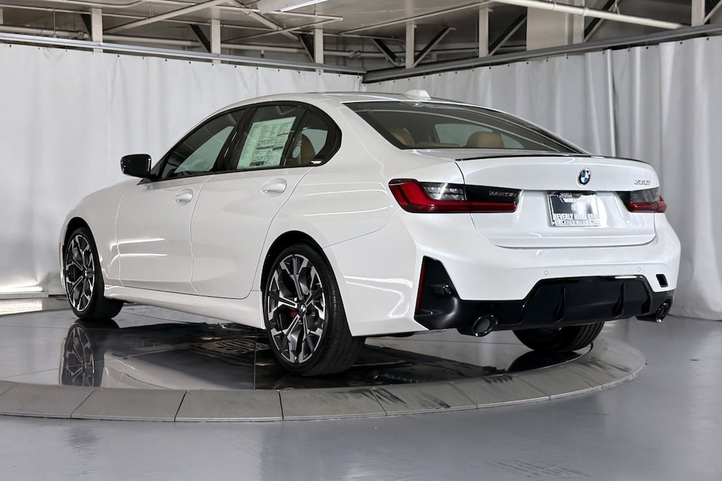 New 2026 BMW 330i Sedan
