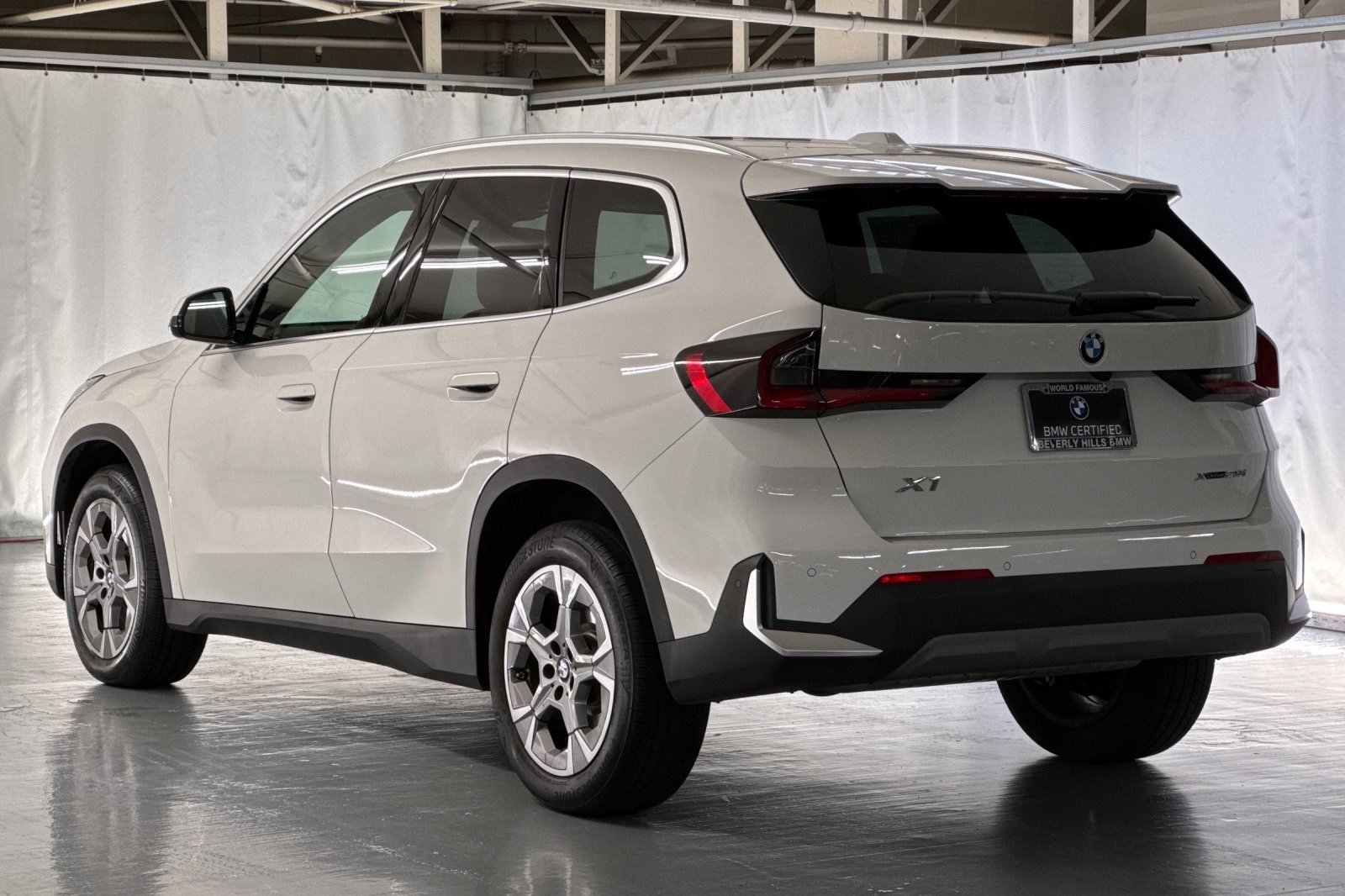 2023 Bmw X1 XDrive28i photo 3