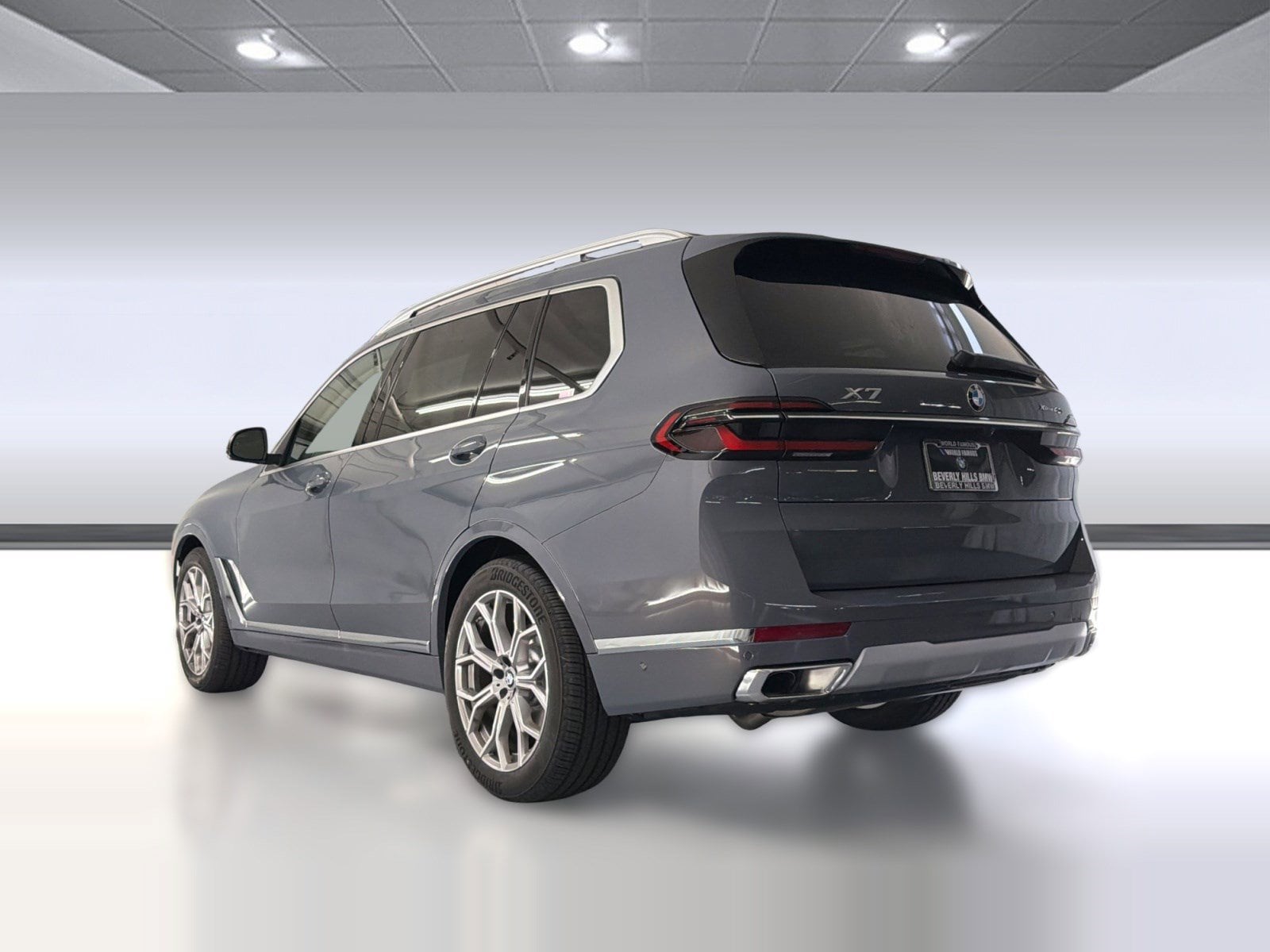 2026 BMW X7 xDrive40i photo 2