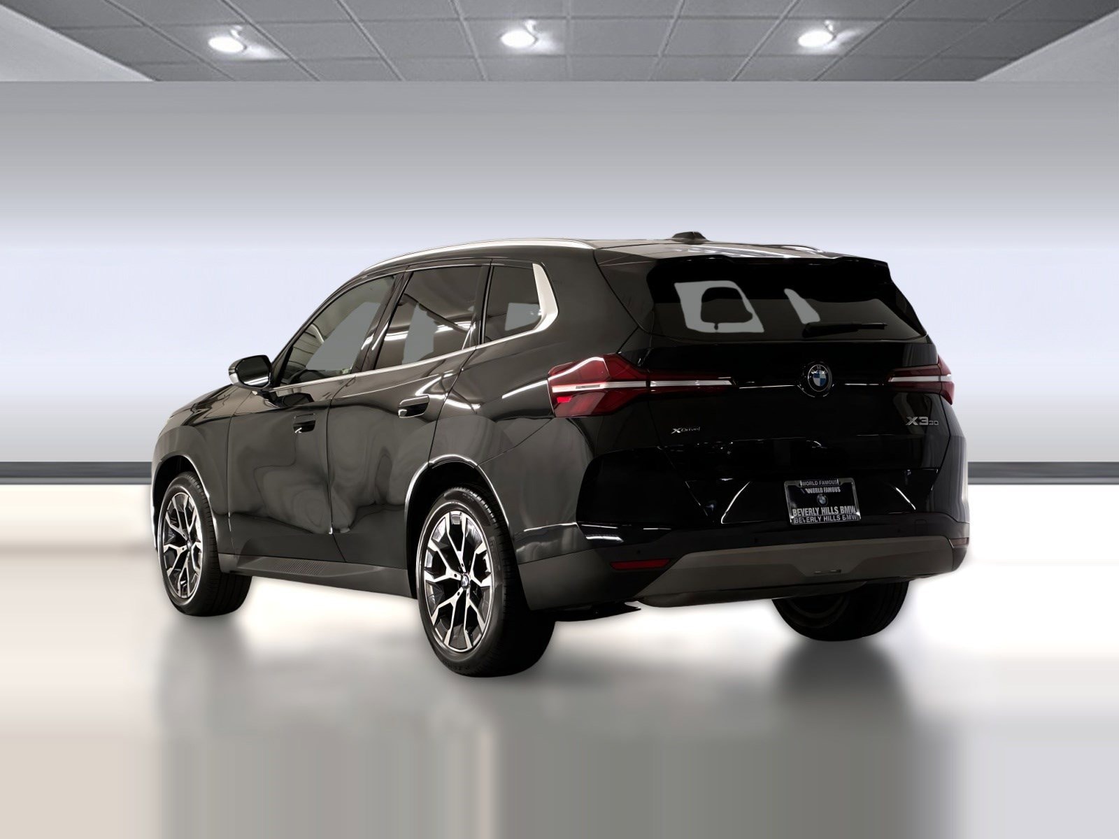 2025 BMW X3 30 xDrive photo 2