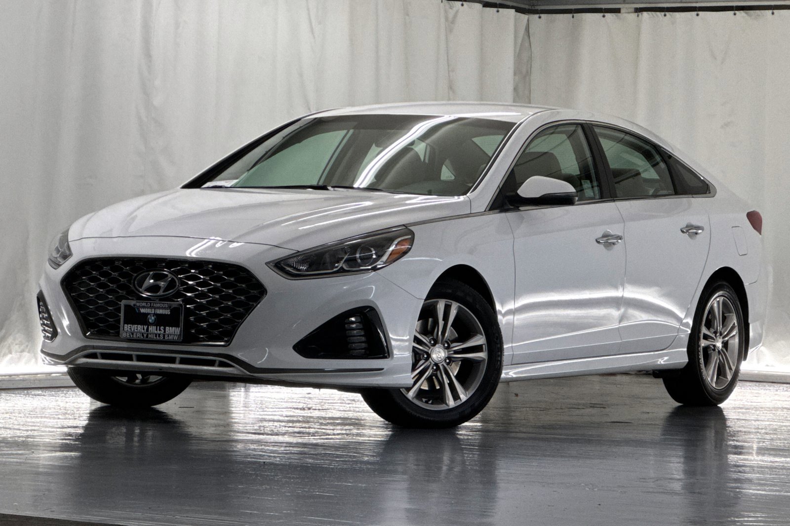 2019 Hyundai Sonata SEL photo 2