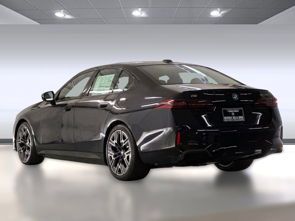 New 2026 BMW i5 eDrive40 Sedan