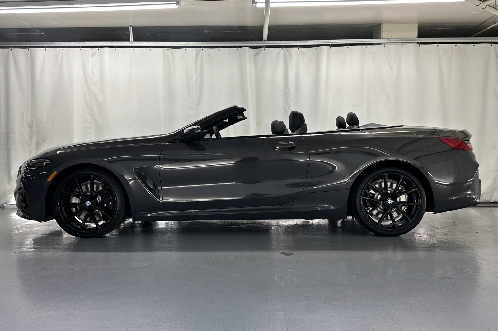 2026 Bmw 840i Convertible photo 2