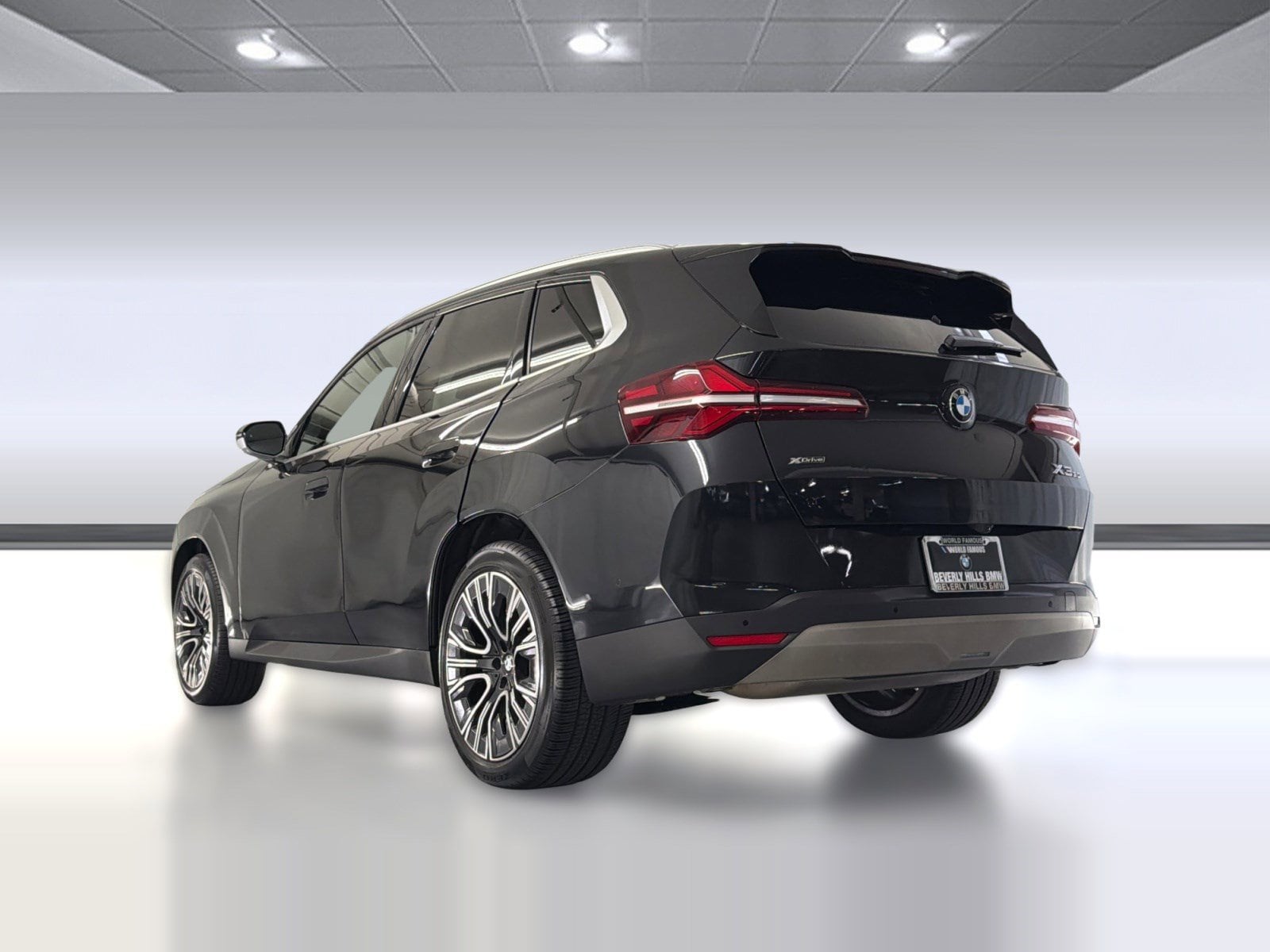 2025 BMW X3 30 xDrive photo 2