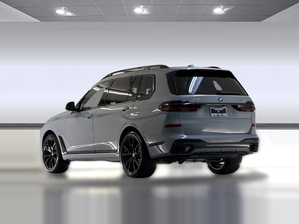 New 2026 BMW X7 xDrive40i SUV