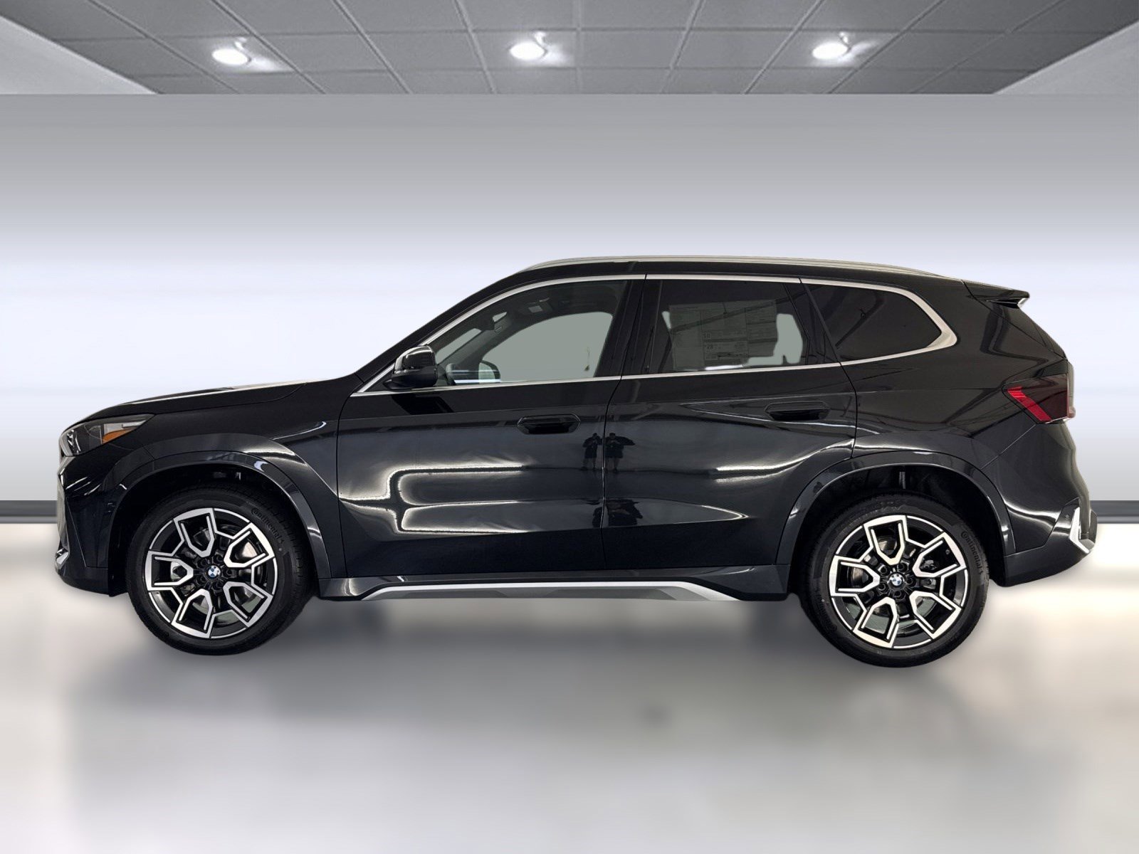 2025 Bmw X1 XDrive28i photo 2