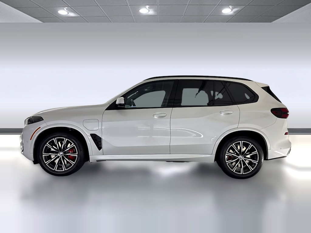New 2026 BMW X5 PHEV xDrive50e SUV