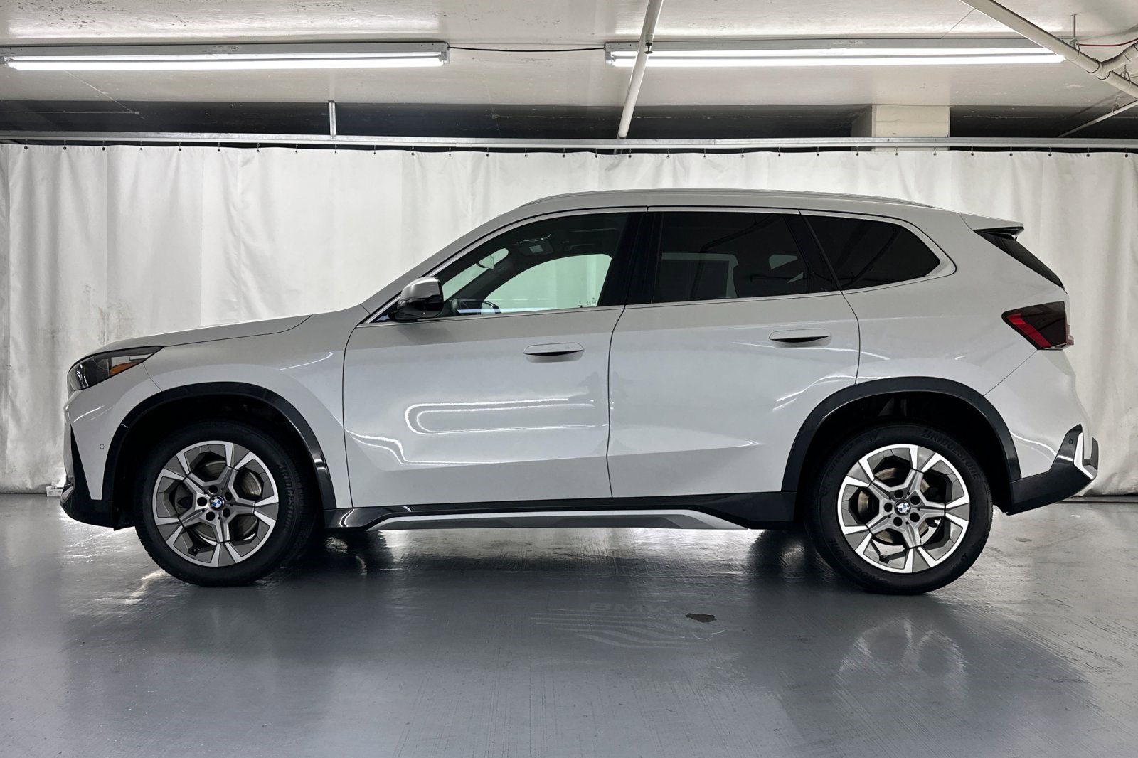 2023 Bmw X1 XDrive28i photo 2