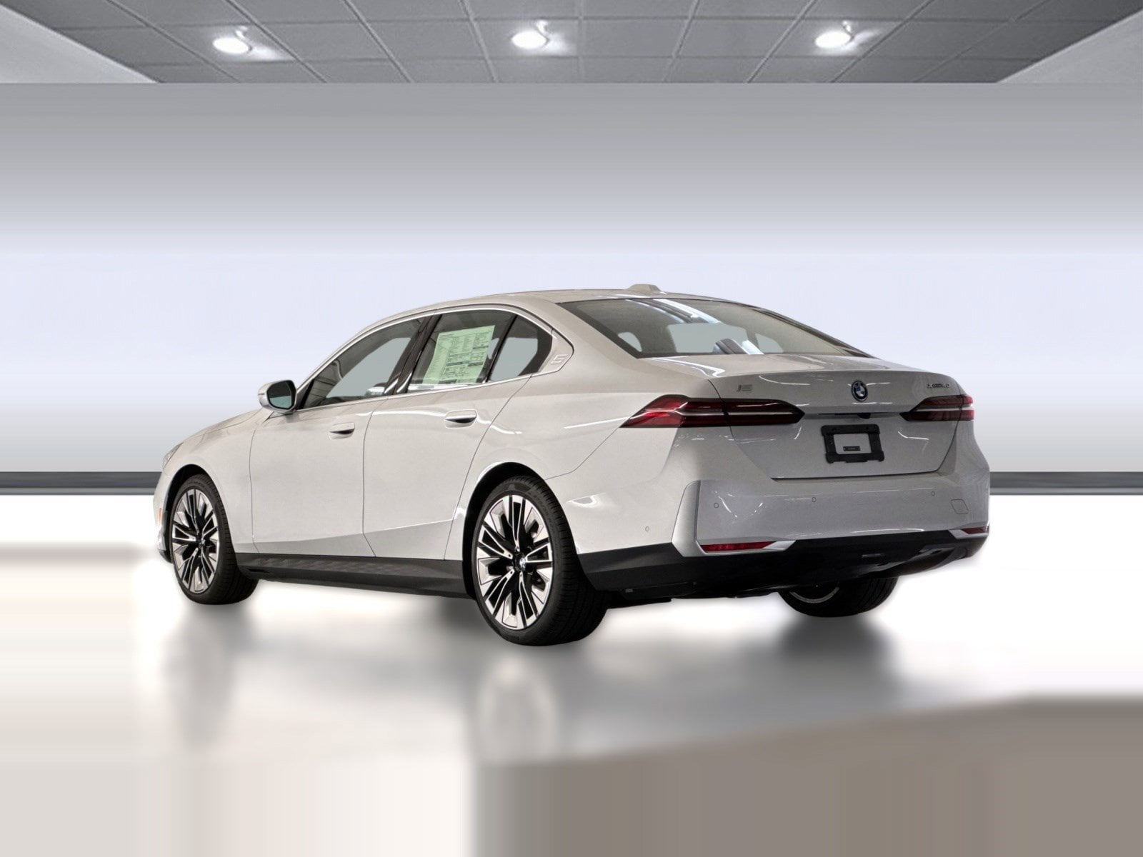 2026 BMW i5 xDrive40 photo 2