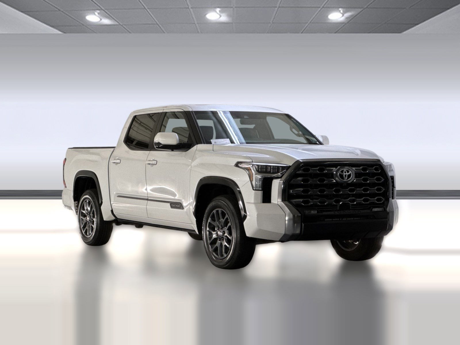 2025 Toyota Tundra Platinum photo 5