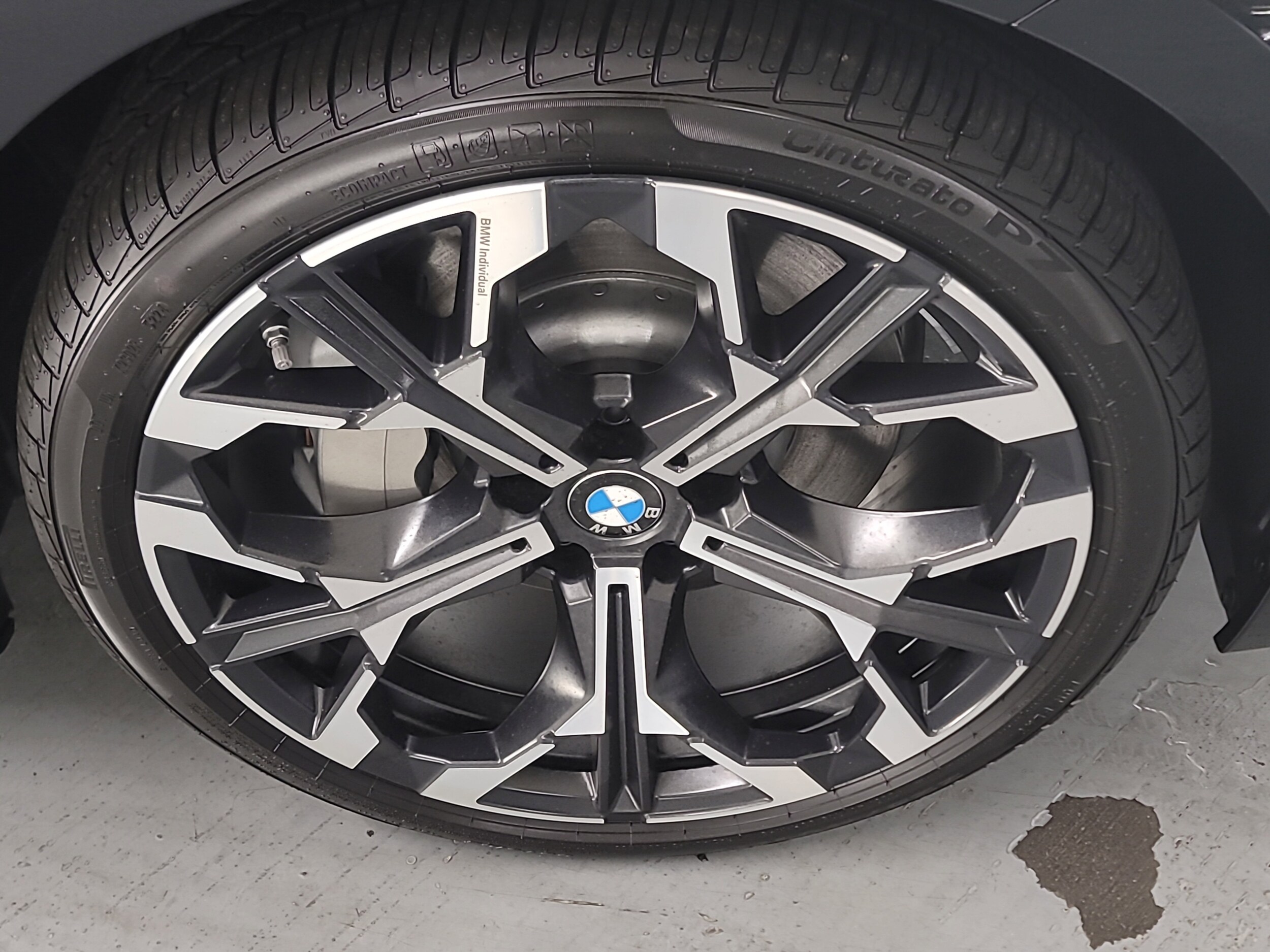 2025 Bmw 330i photo 3