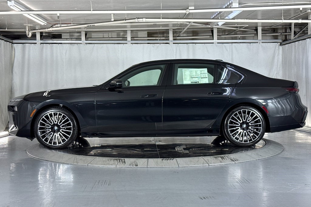 New 2026 BMW 740i Sedan