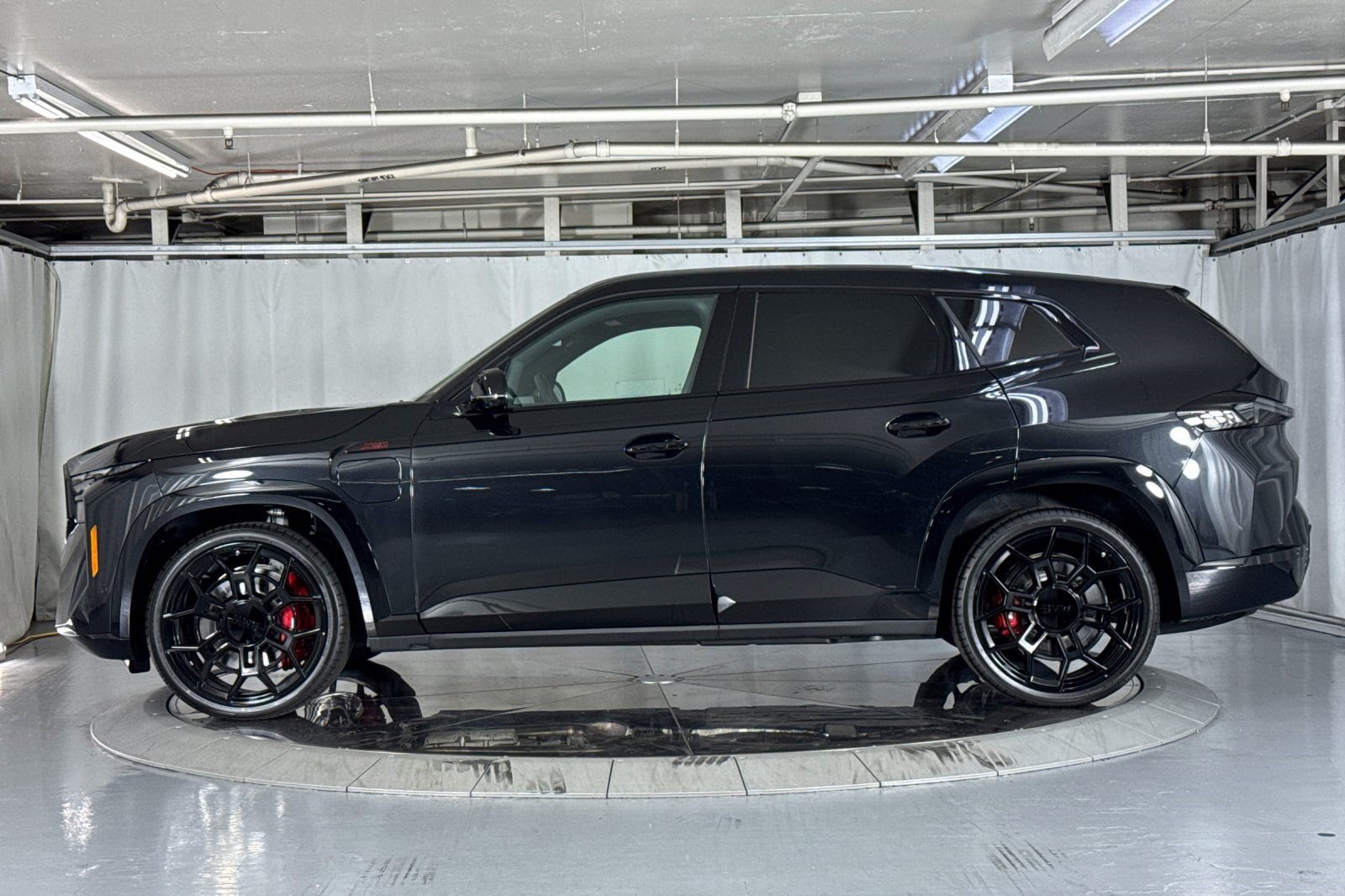 XM Label SUV