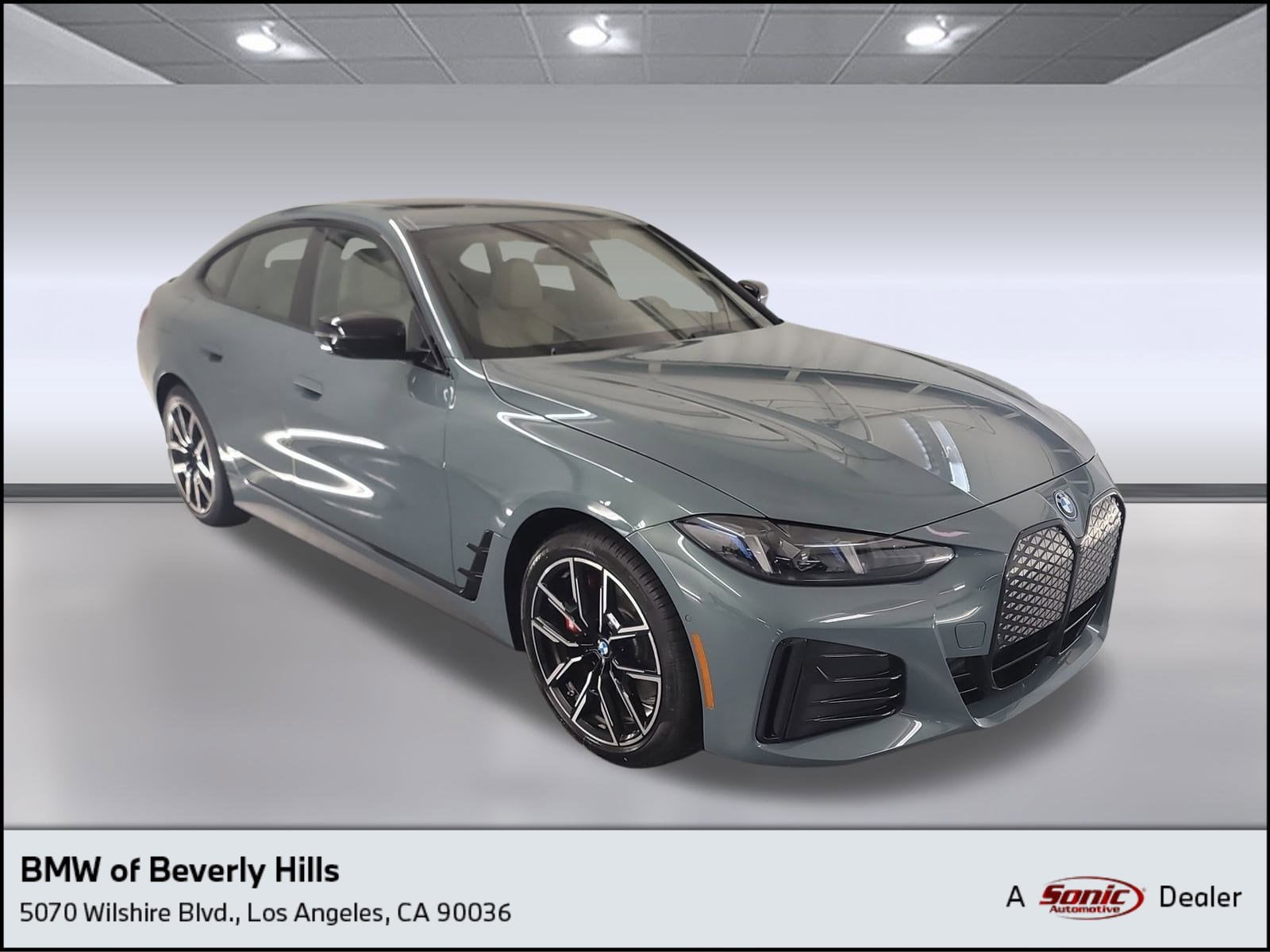 2025 BMW i4 40's photo