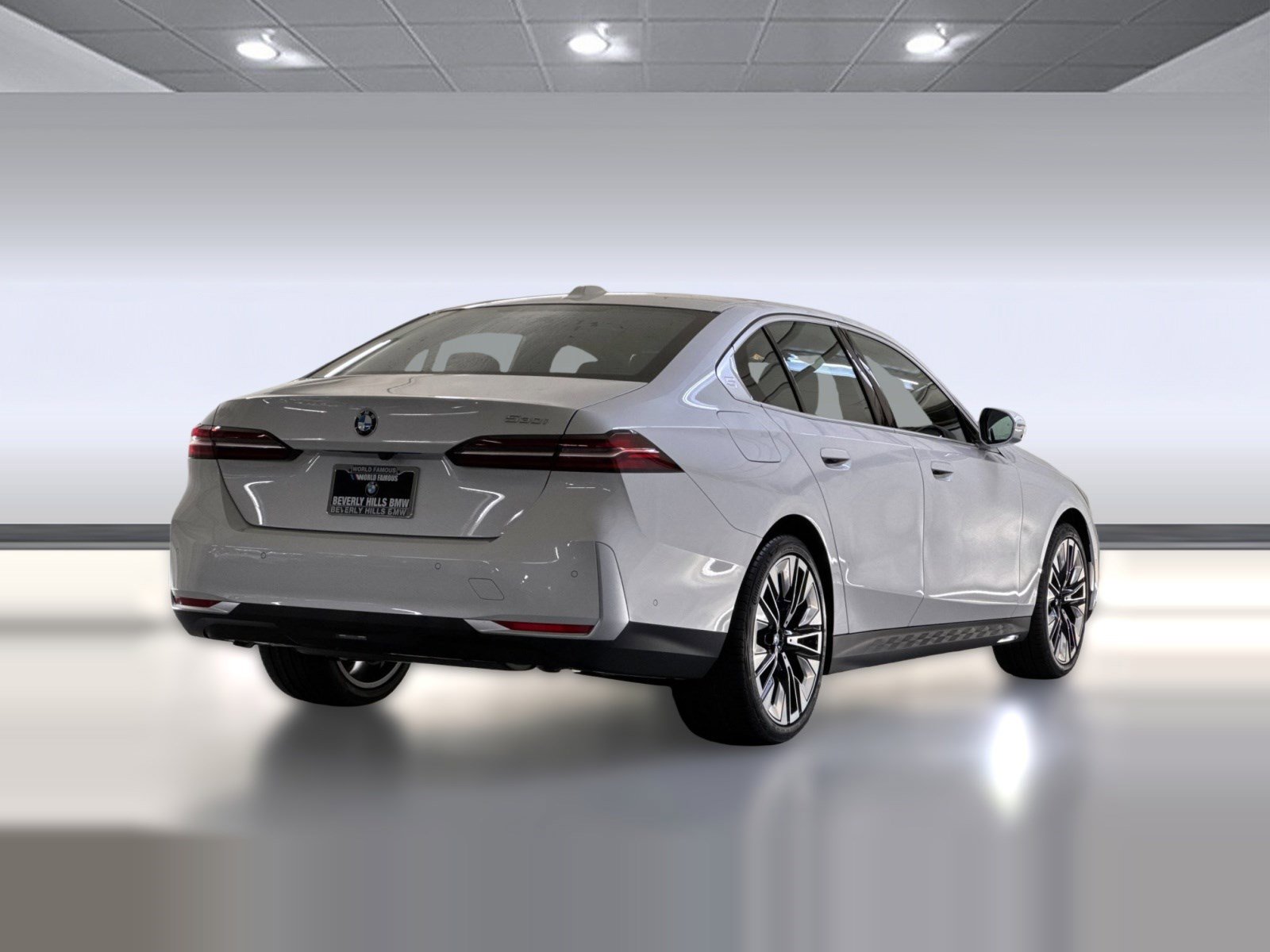 2026 BMW 530i photo 3