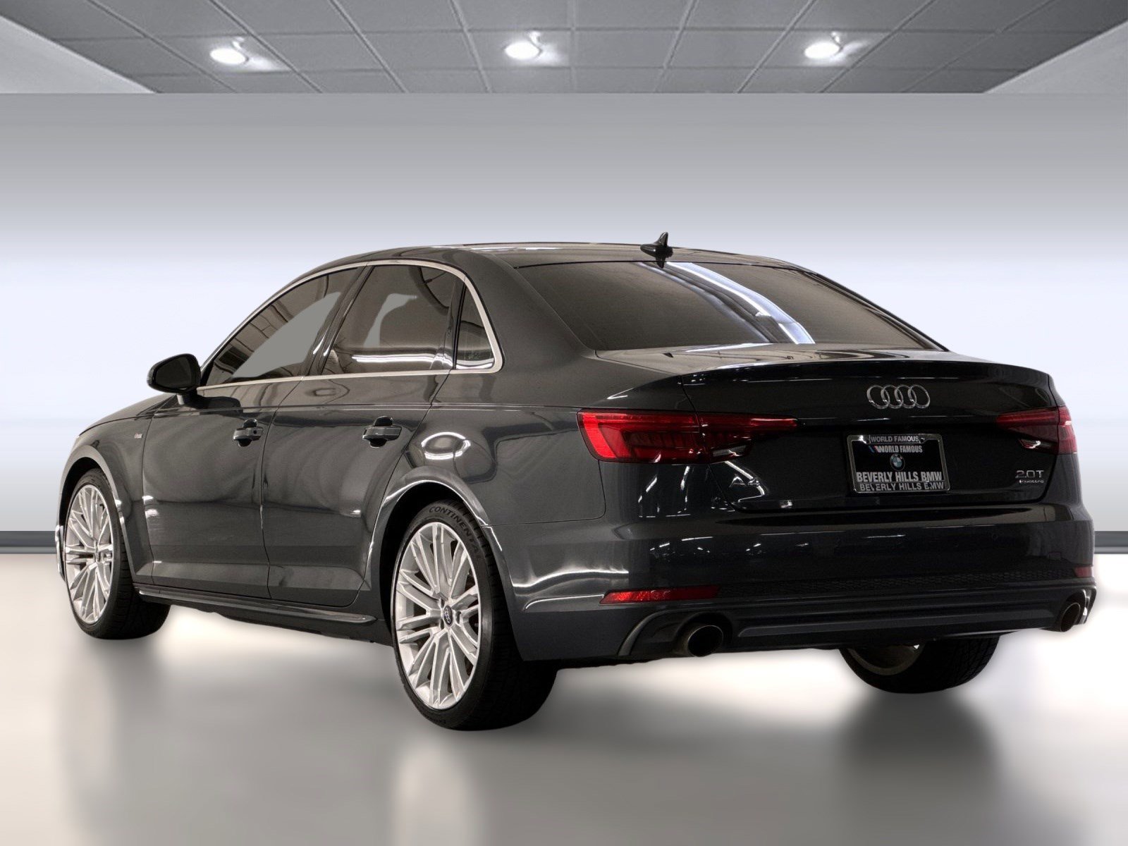 2017 Audi A4 Quattro Premium Plus photo 3