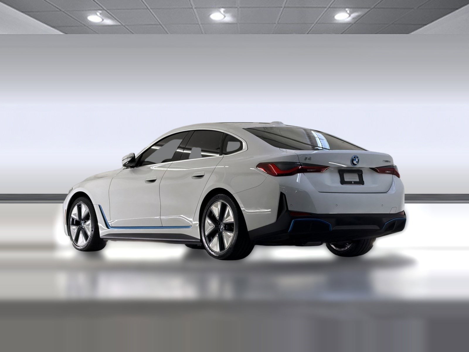 2023 BMW i4 photo 2