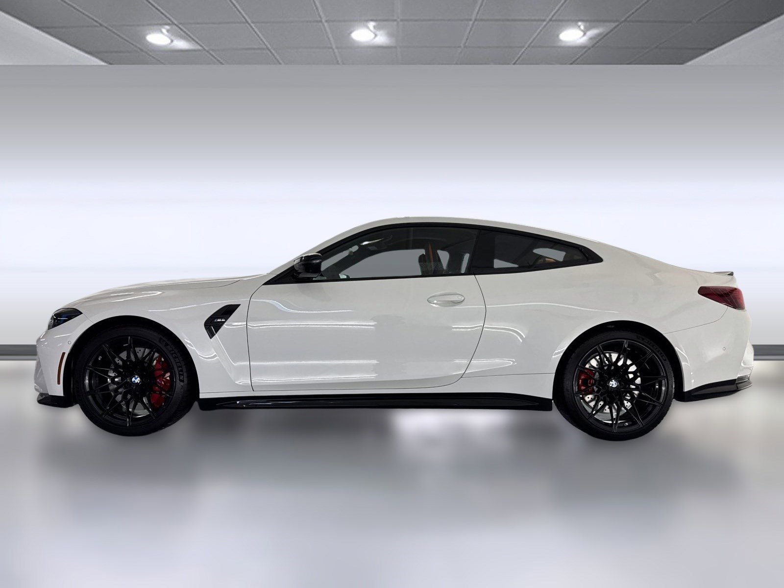 2026 Bmw M4 Coupe photo 2