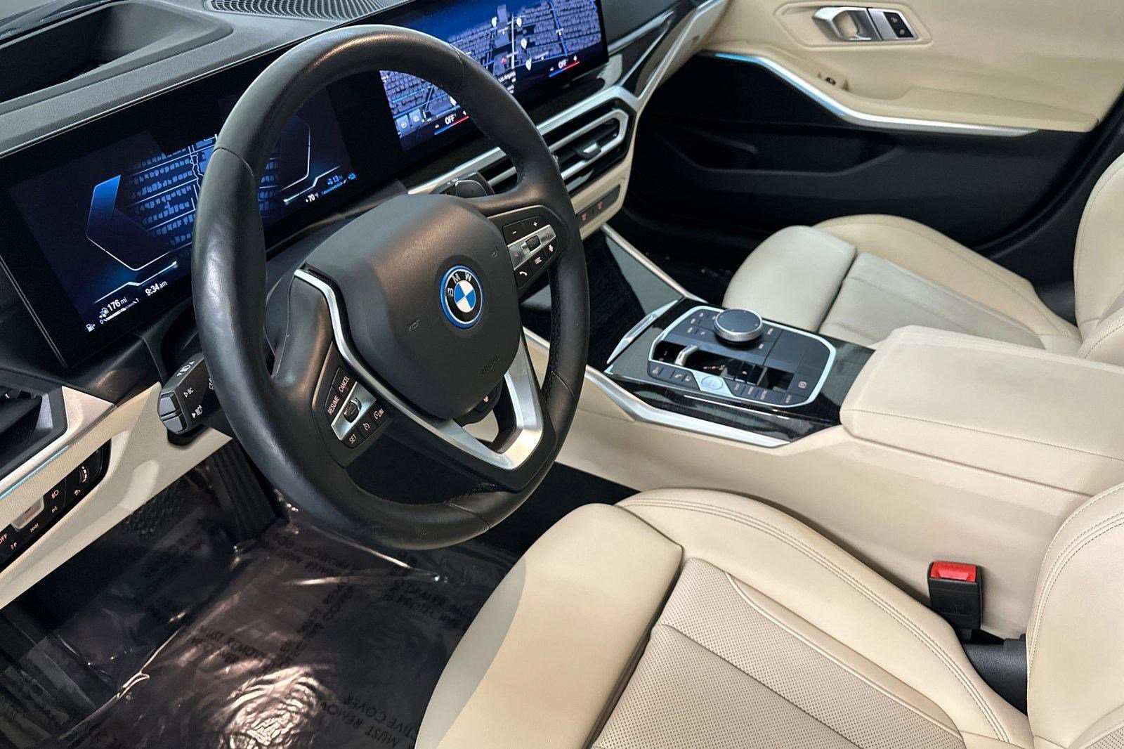 2023 Bmw 330e 3-Series photo 4